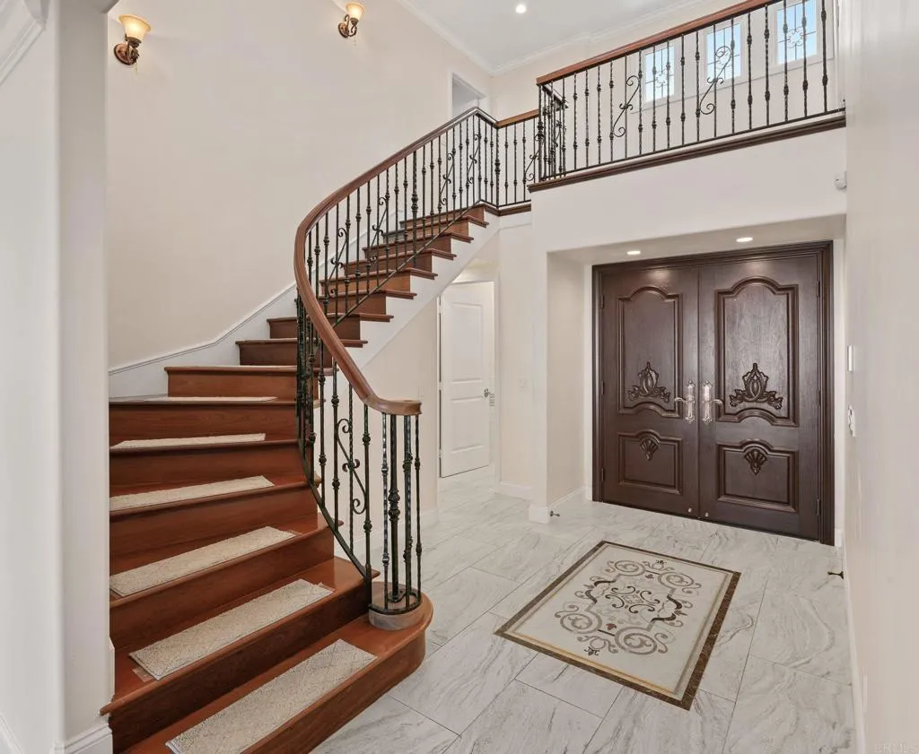 6404 Avenida Wilfredo