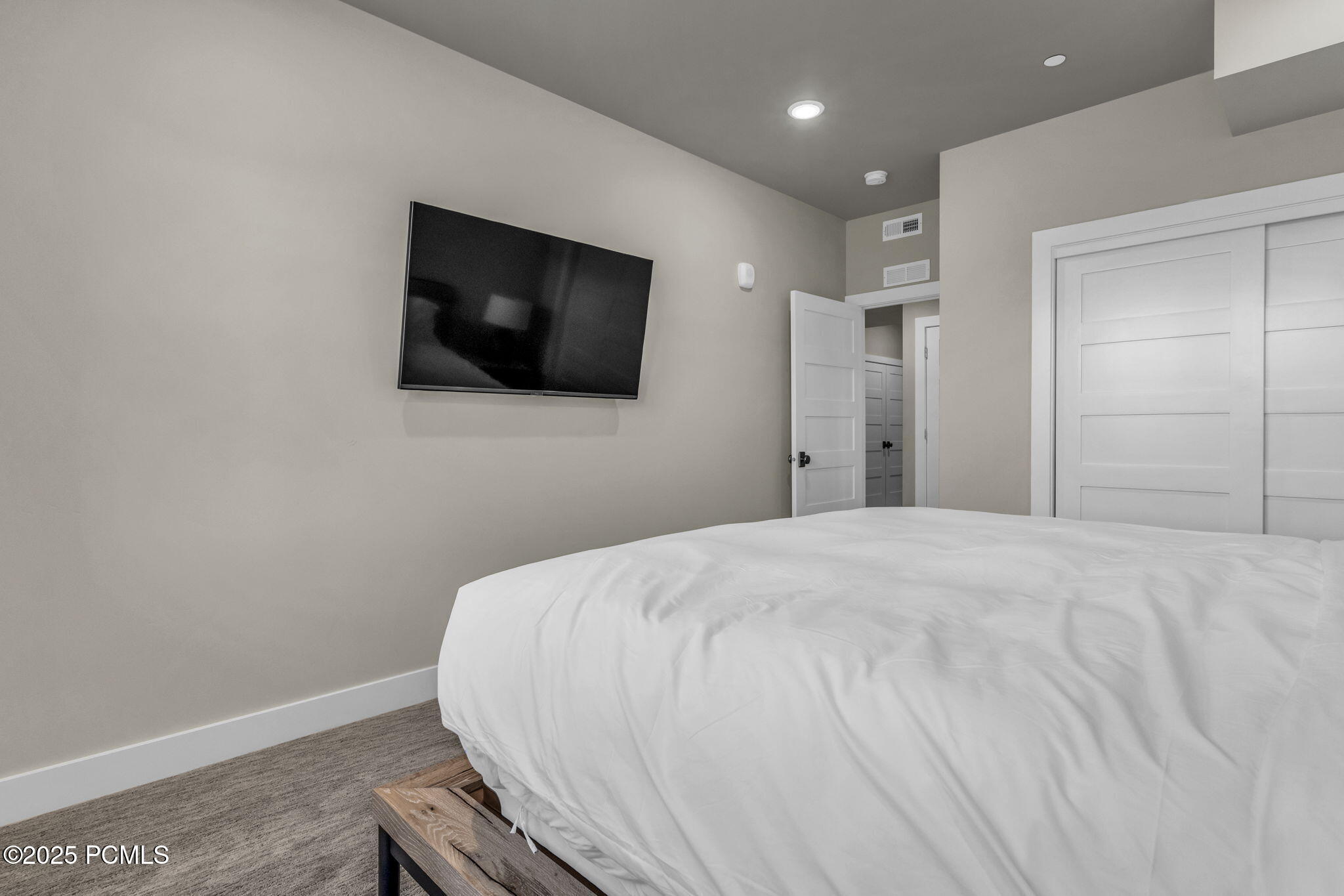 1134 W Helling Circle 6-101