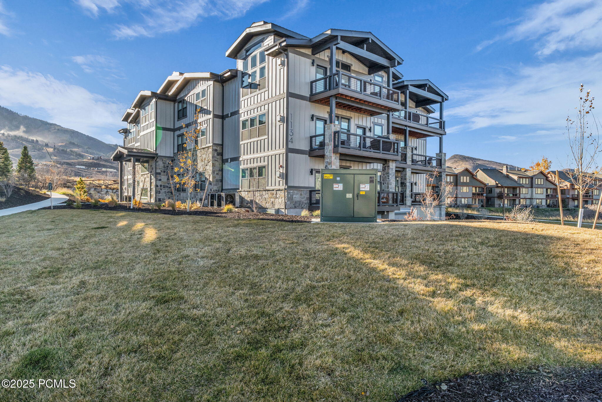 1134 W Helling Circle 6-101
