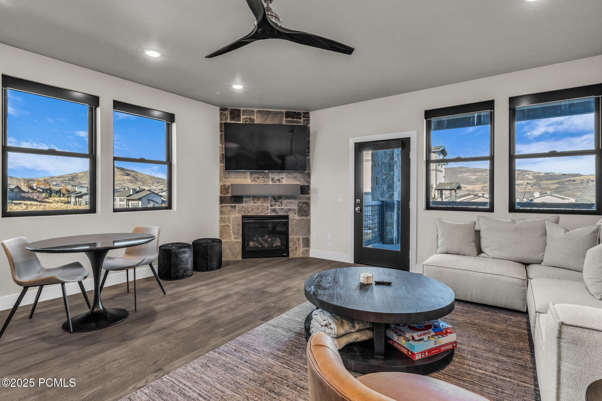 1134 W Helling Circle 6-101