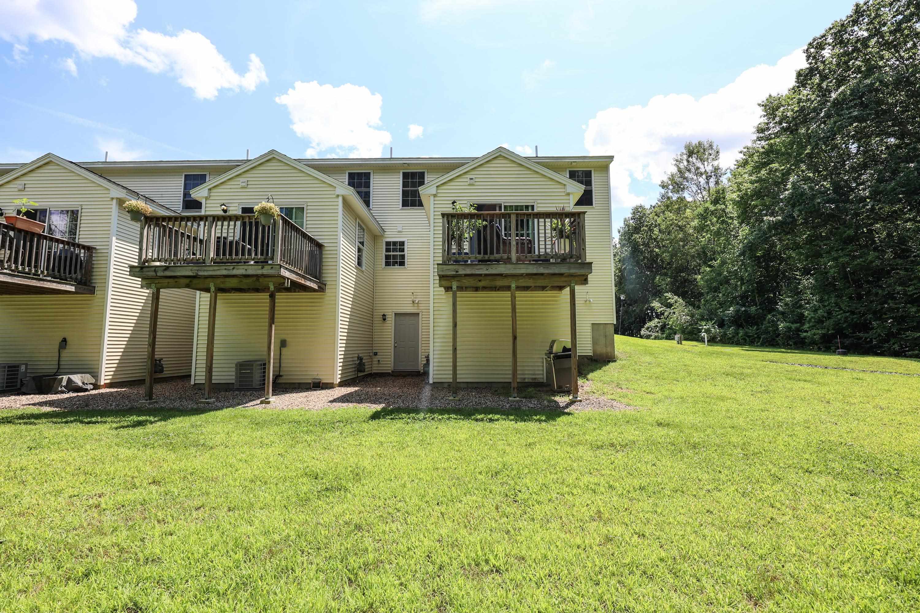 138 Exeter Road Unit: 17