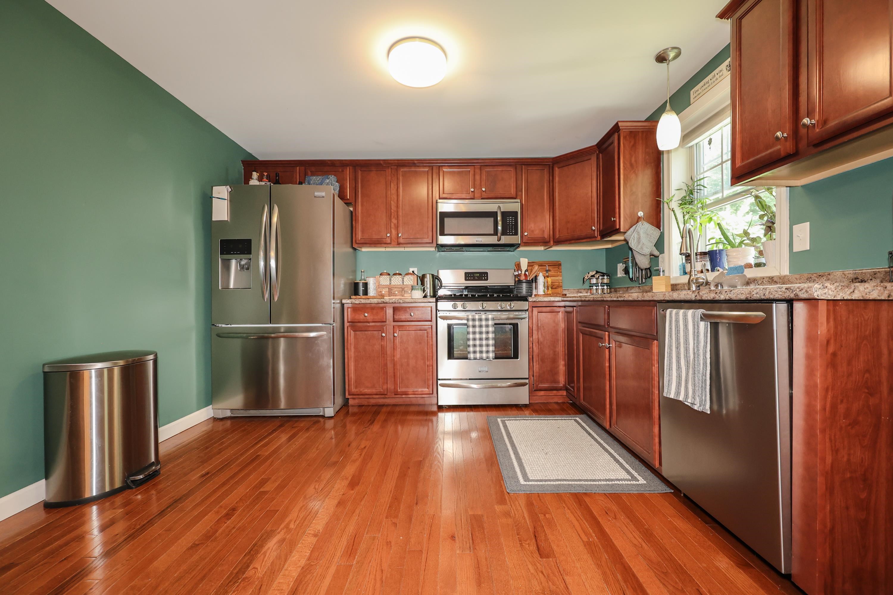 138 Exeter Road Unit: 17