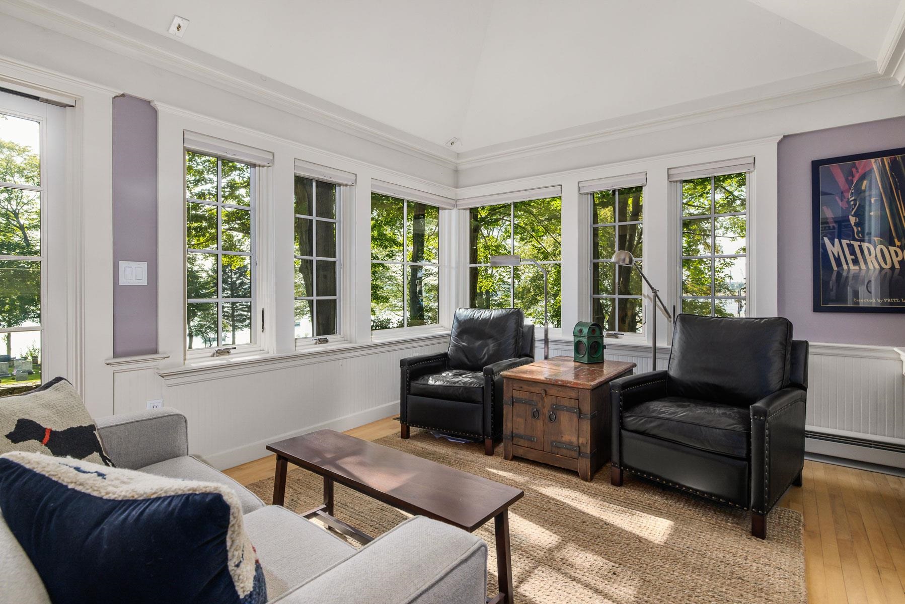 183 Portsmouth Avenue