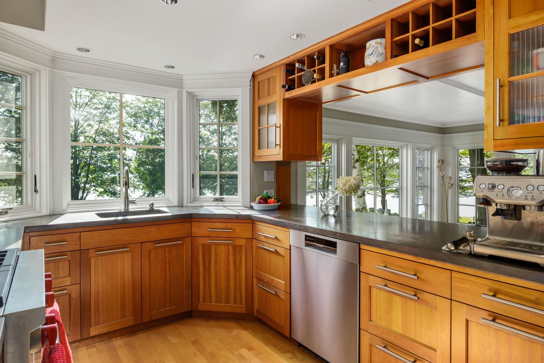 183 Portsmouth Avenue