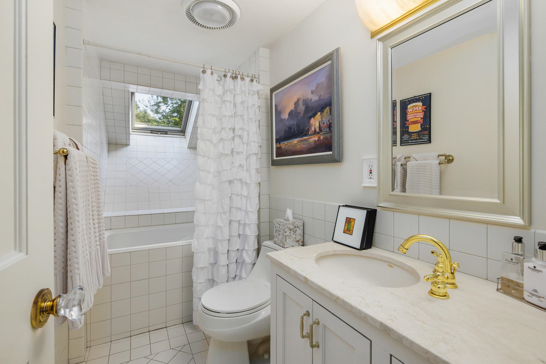 183 Portsmouth Avenue