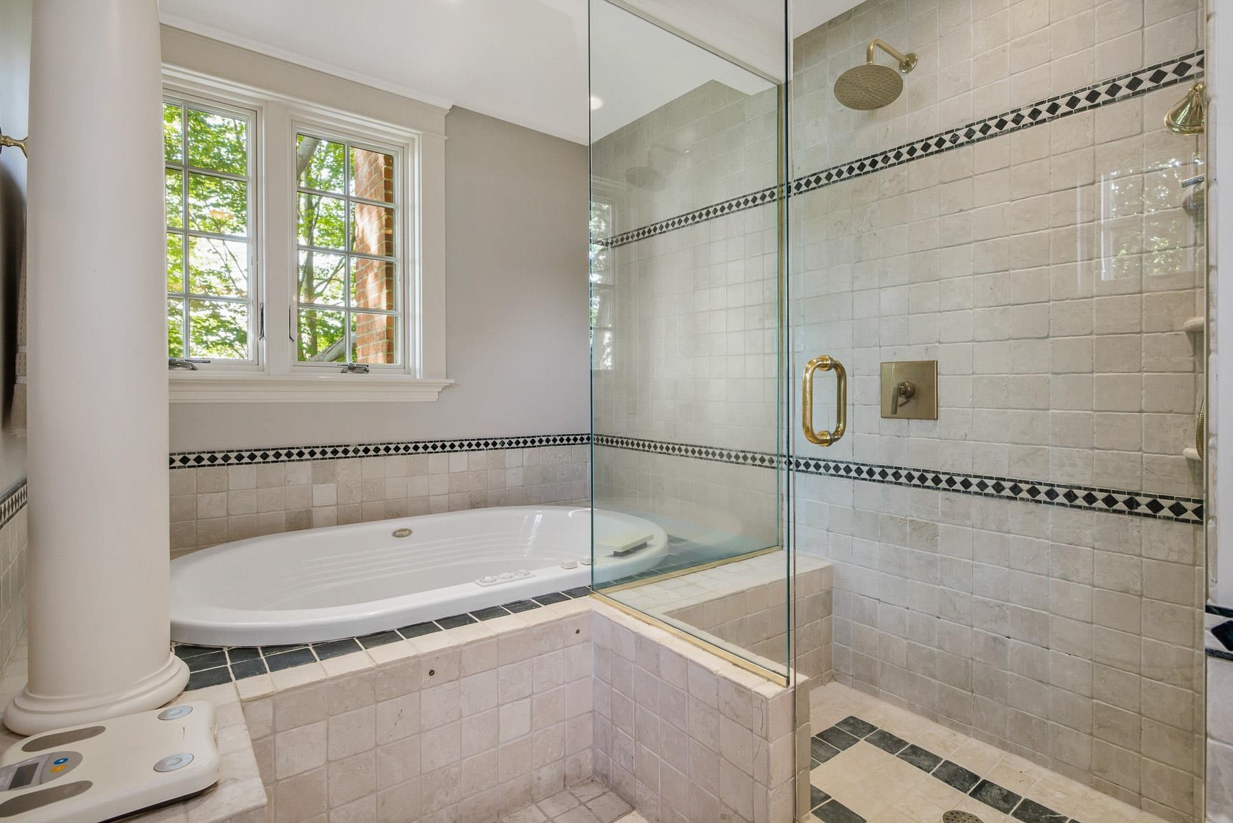 183 Portsmouth Avenue