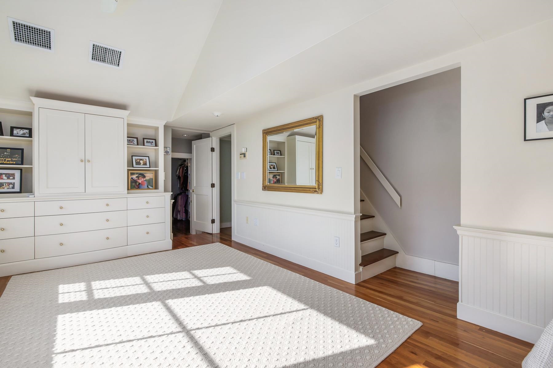 183 Portsmouth Avenue