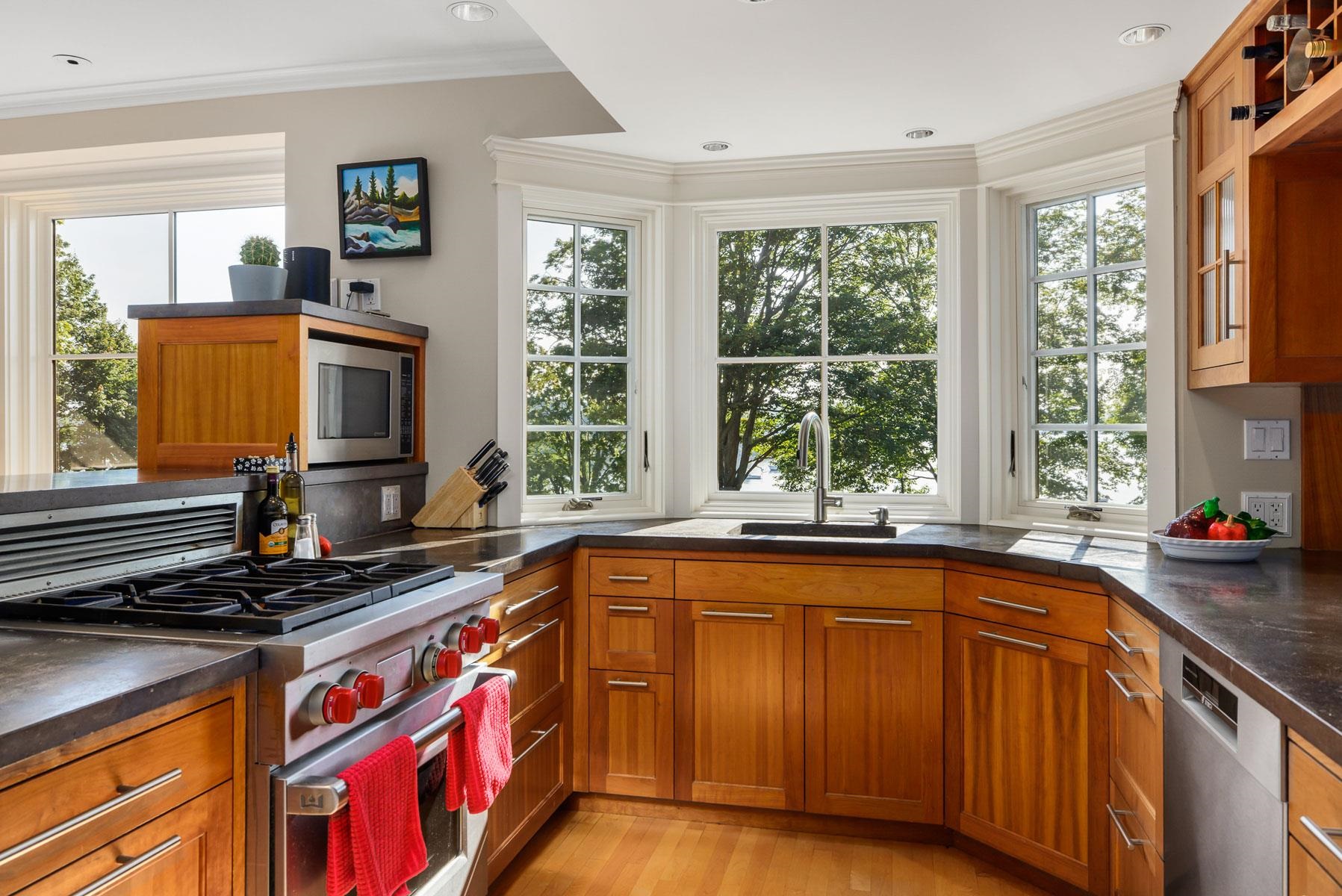 183 Portsmouth Avenue