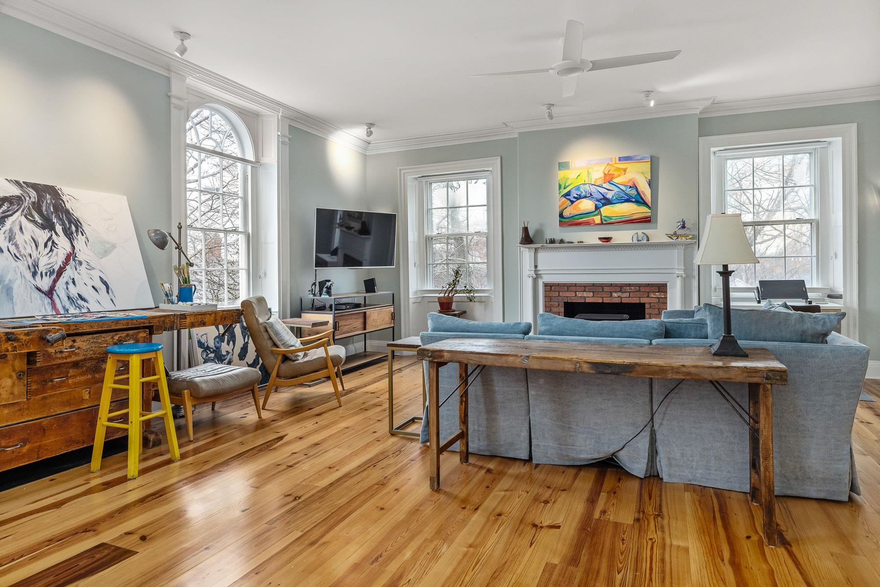 180 Middle Street Unit: 3