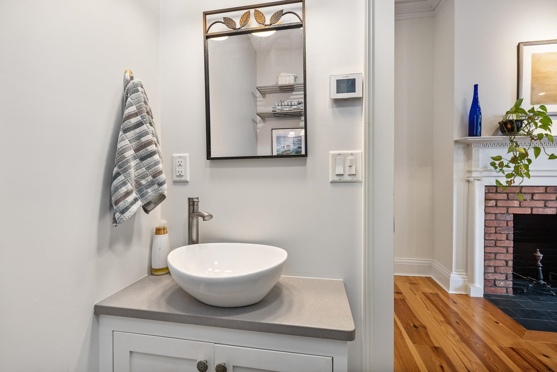 180 Middle Street Unit: 3