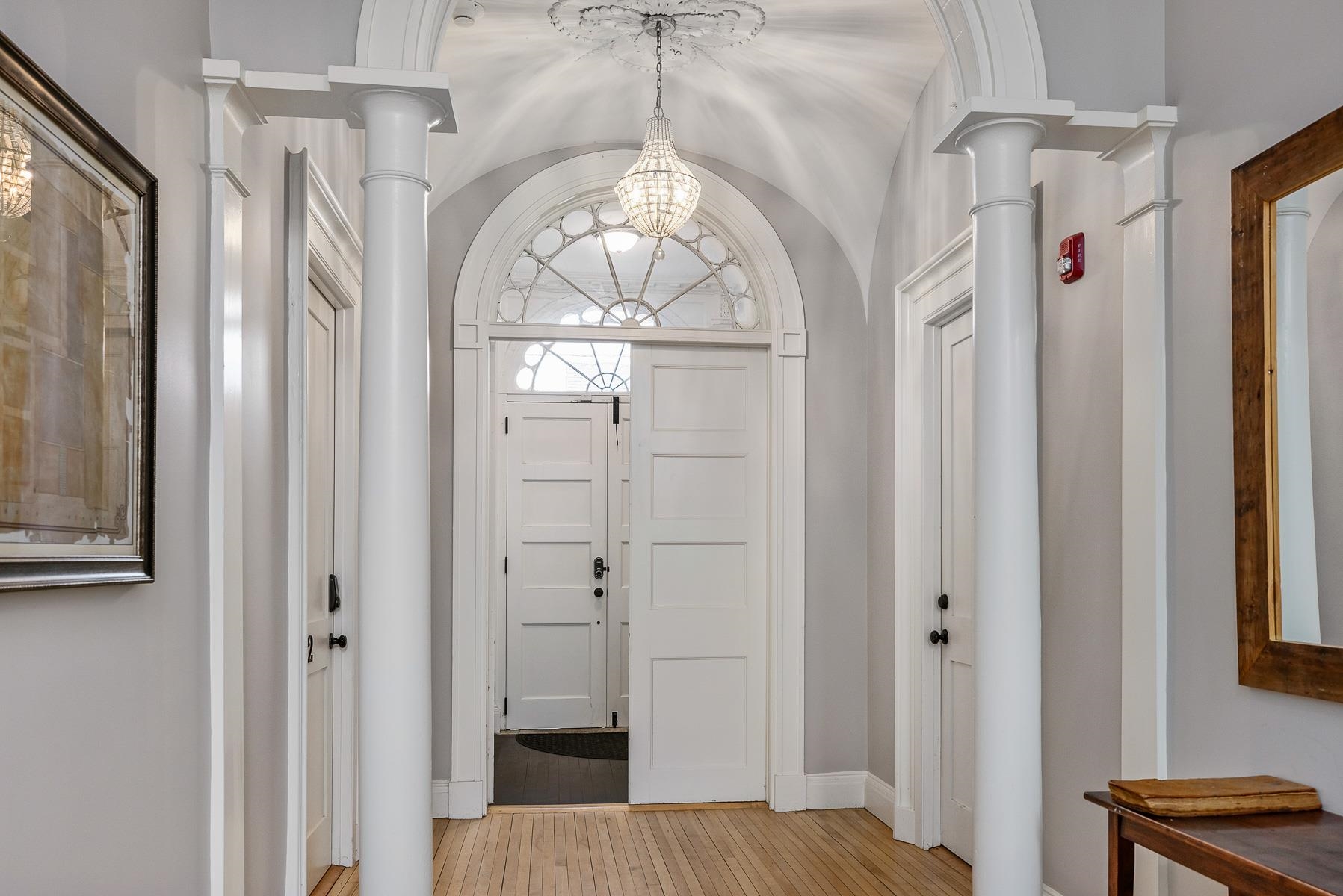 180 Middle Street Unit: 3