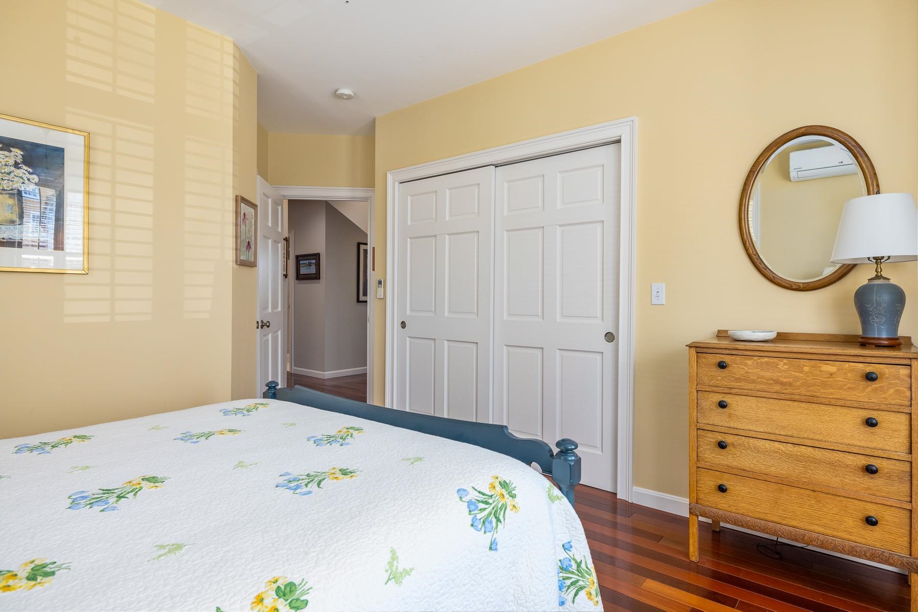 213 Gates Street Unit: 1