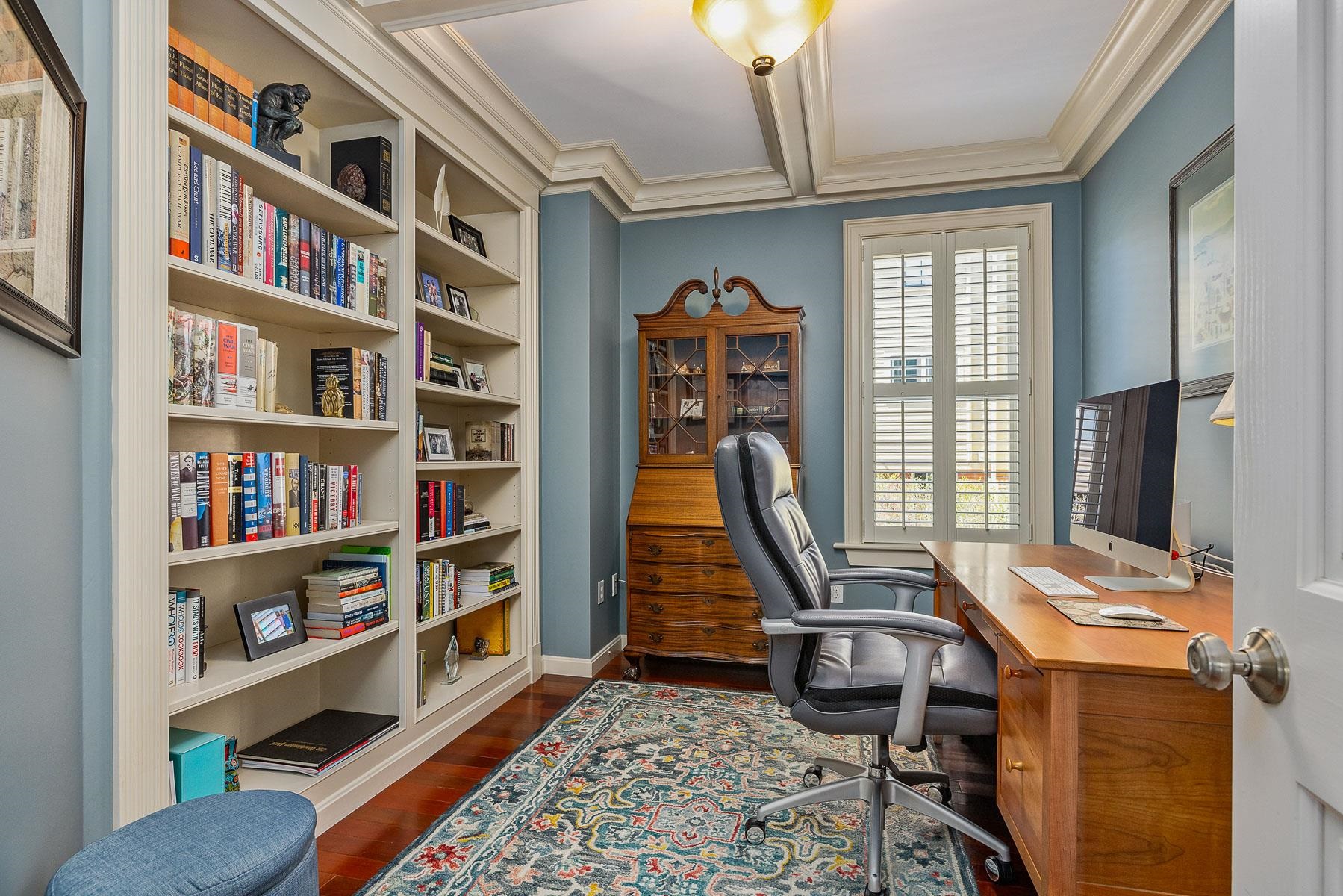 213 Gates Street Unit: 1