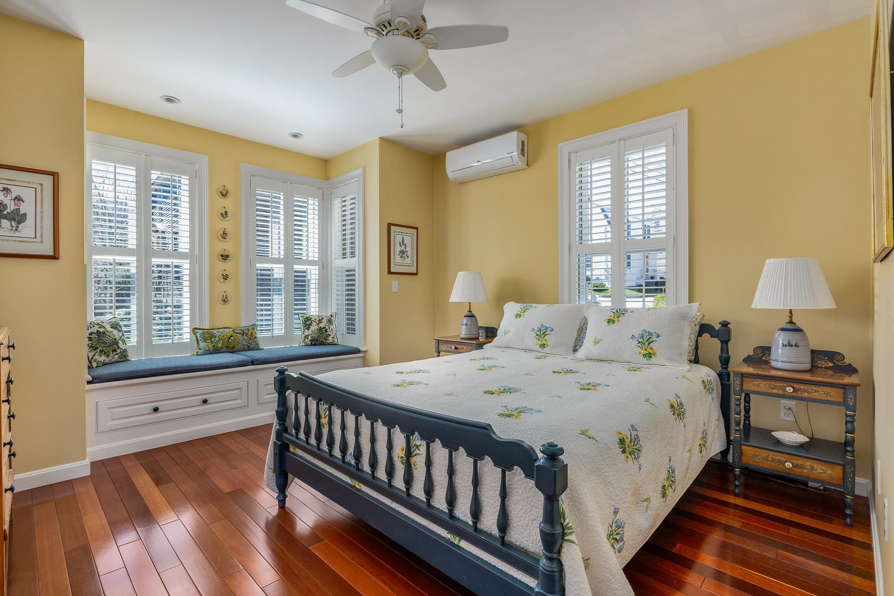 213 Gates Street Unit: 1