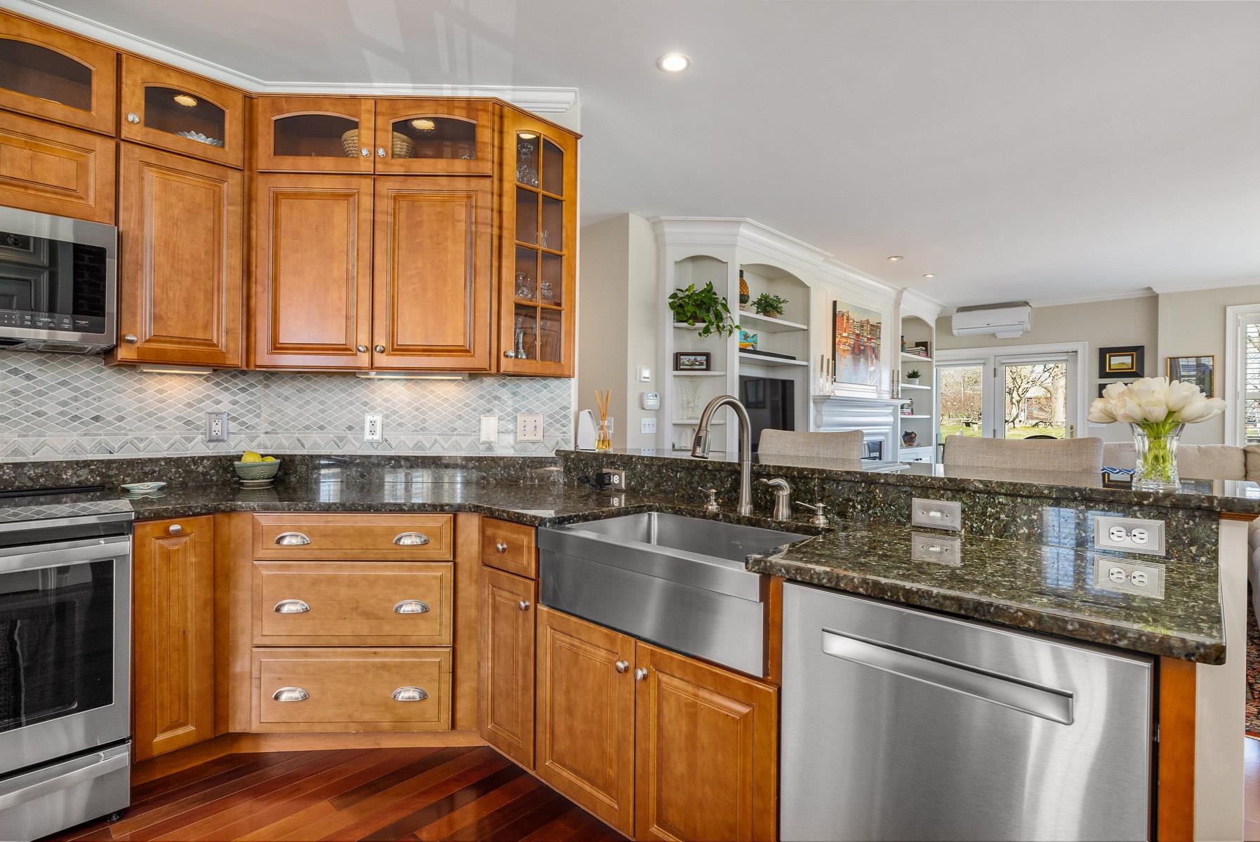 213 Gates Street Unit: 1