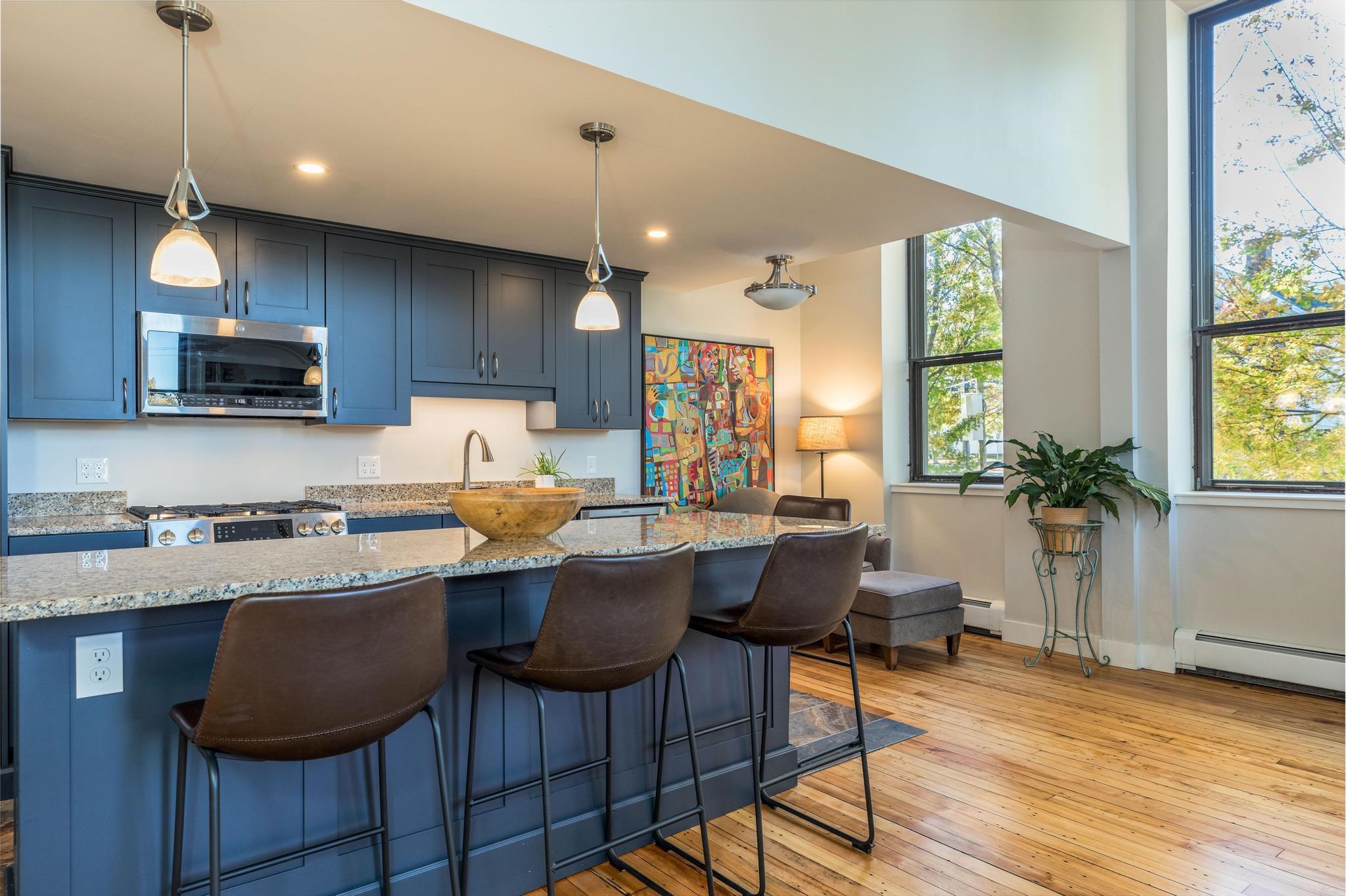 609 State Street Unit: 3