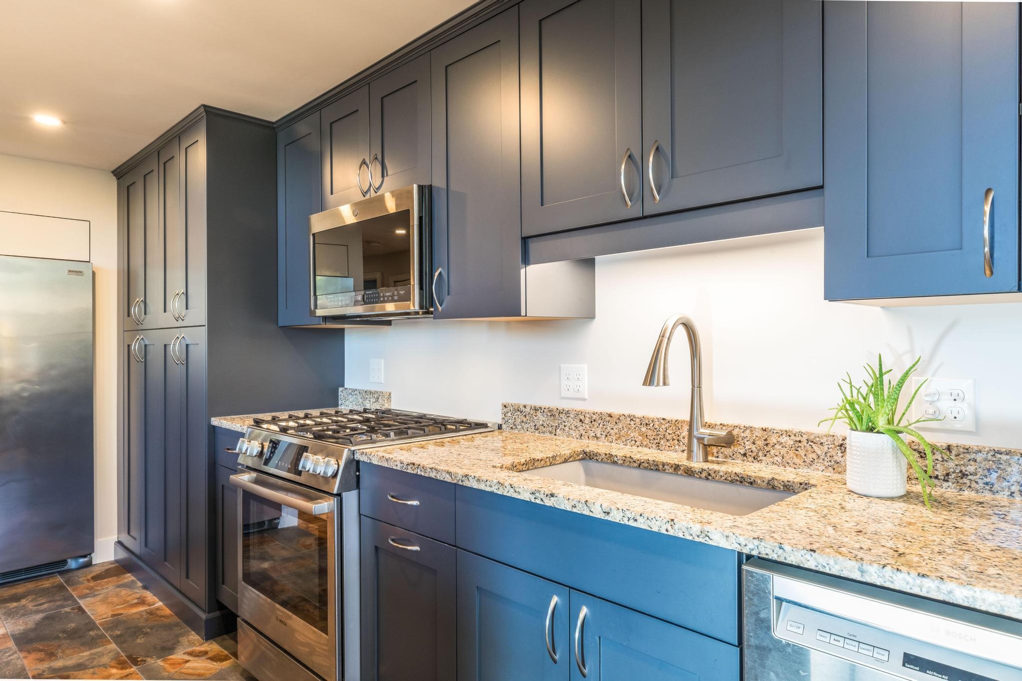 609 State Street Unit: 3