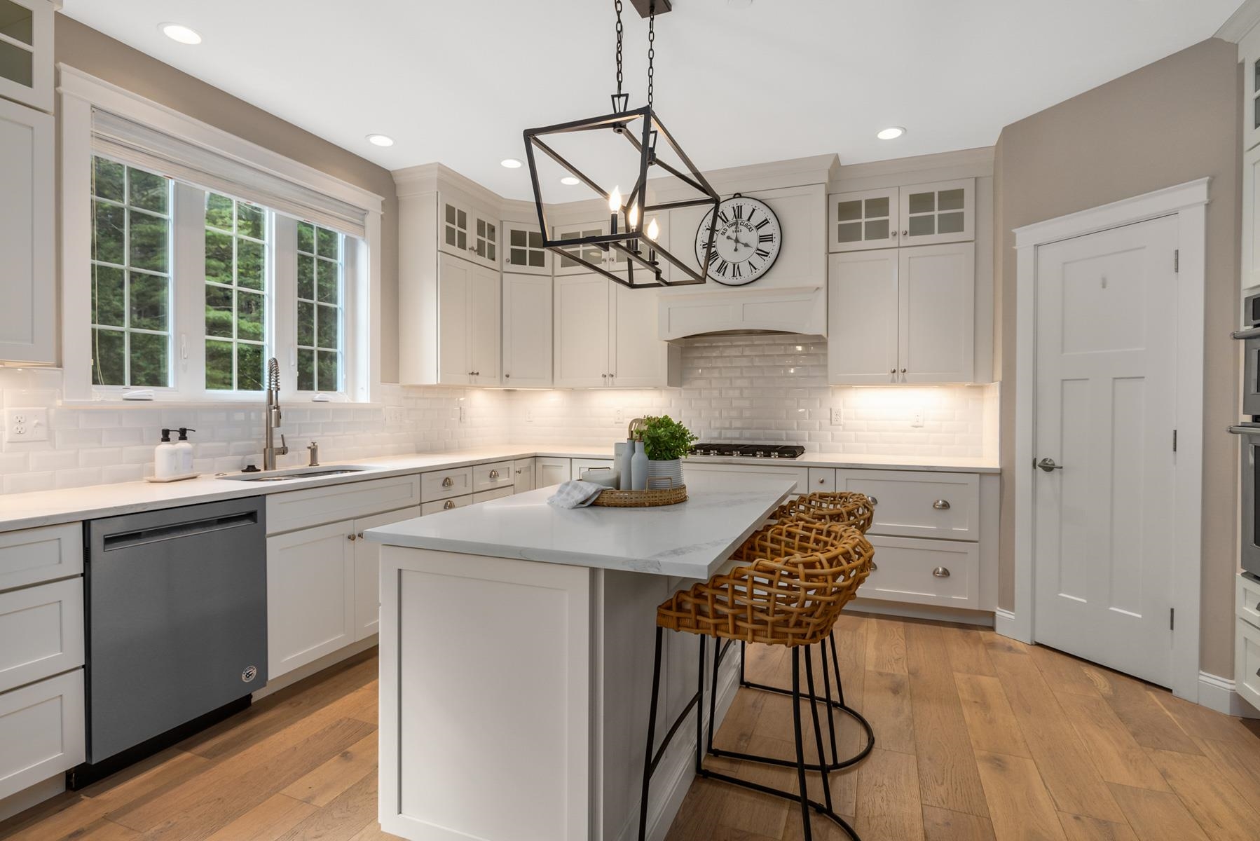 1163 Sagamore Avenue Unit: 50