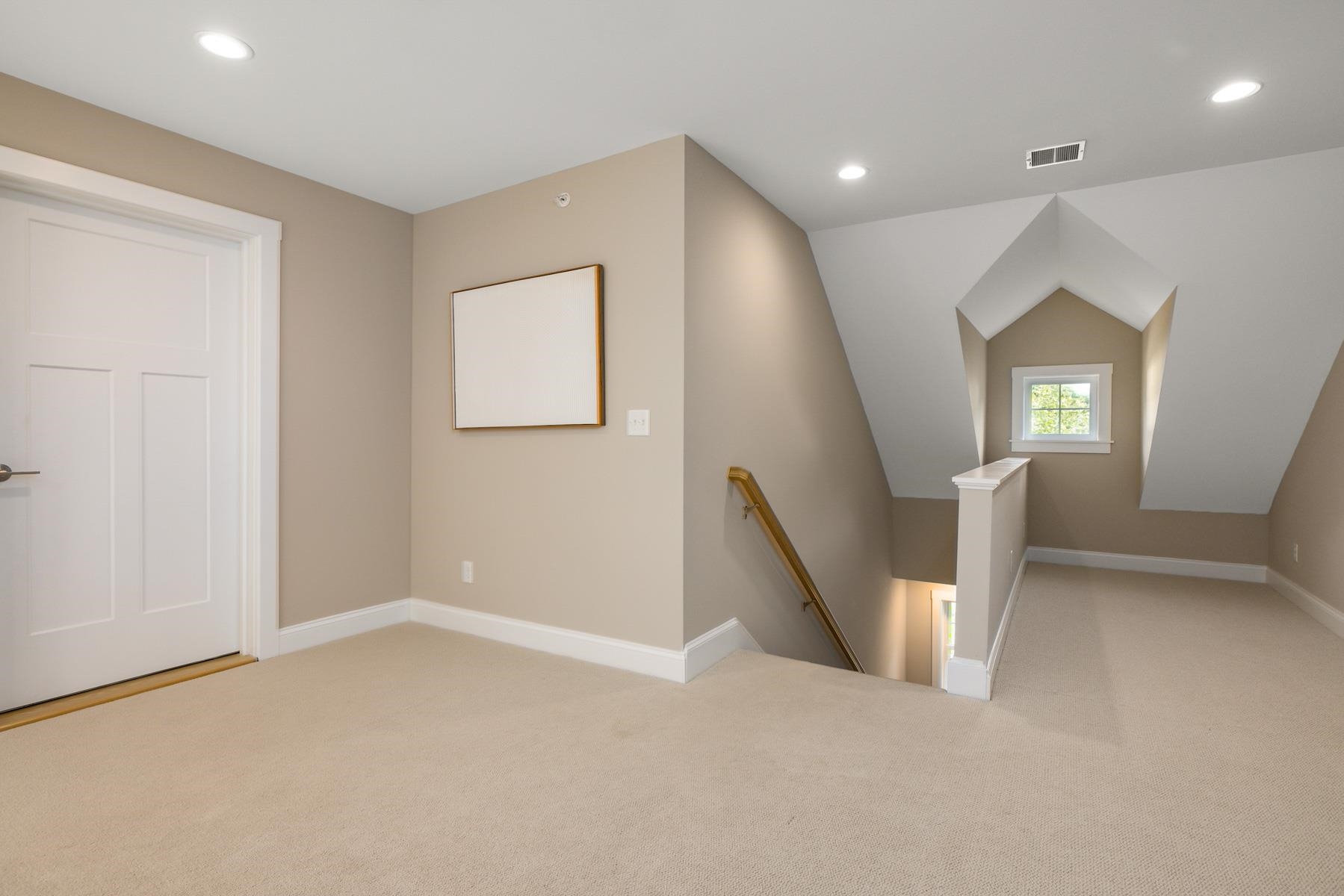 1163 Sagamore Avenue Unit: 50