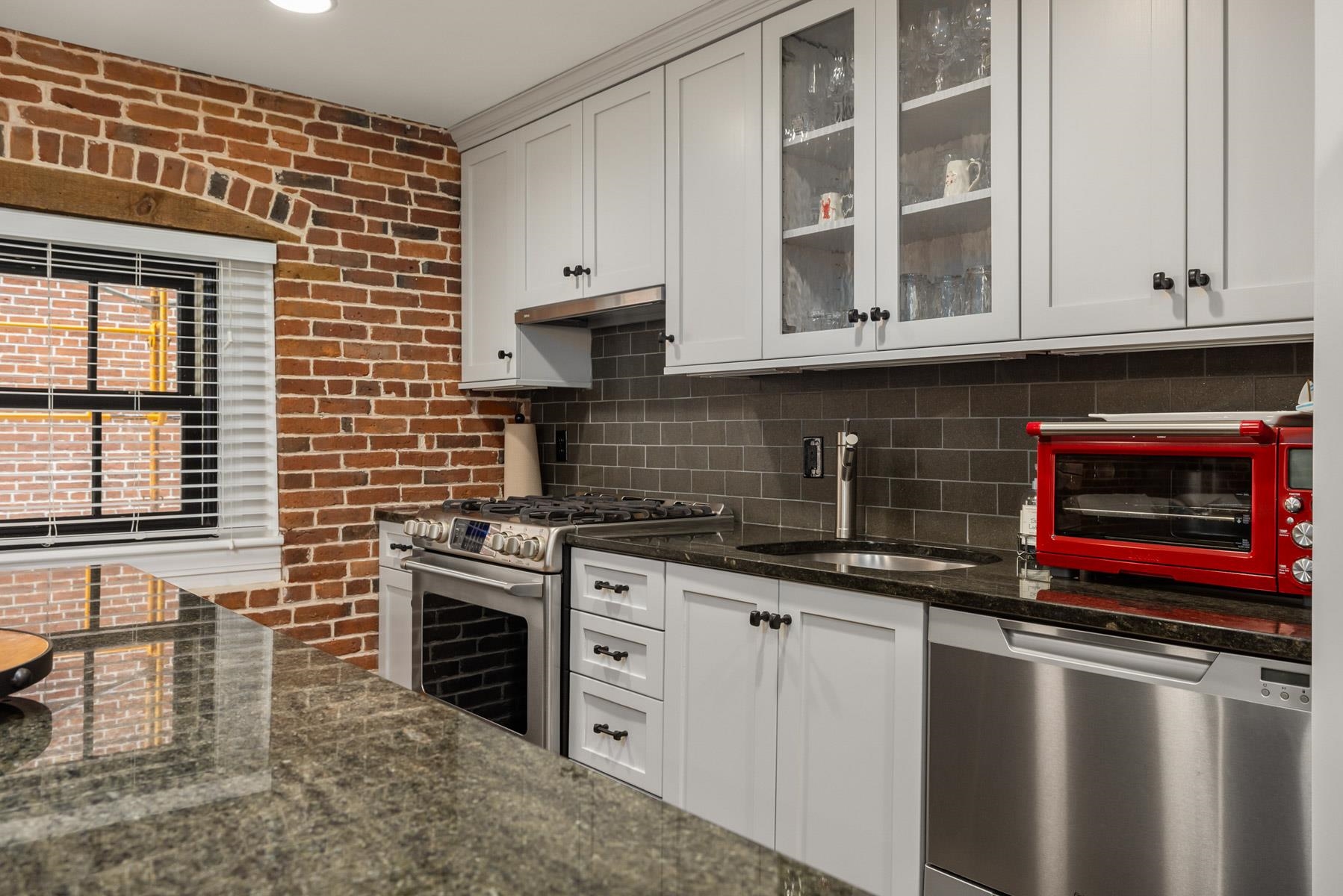 159 State Street Unit: 4B