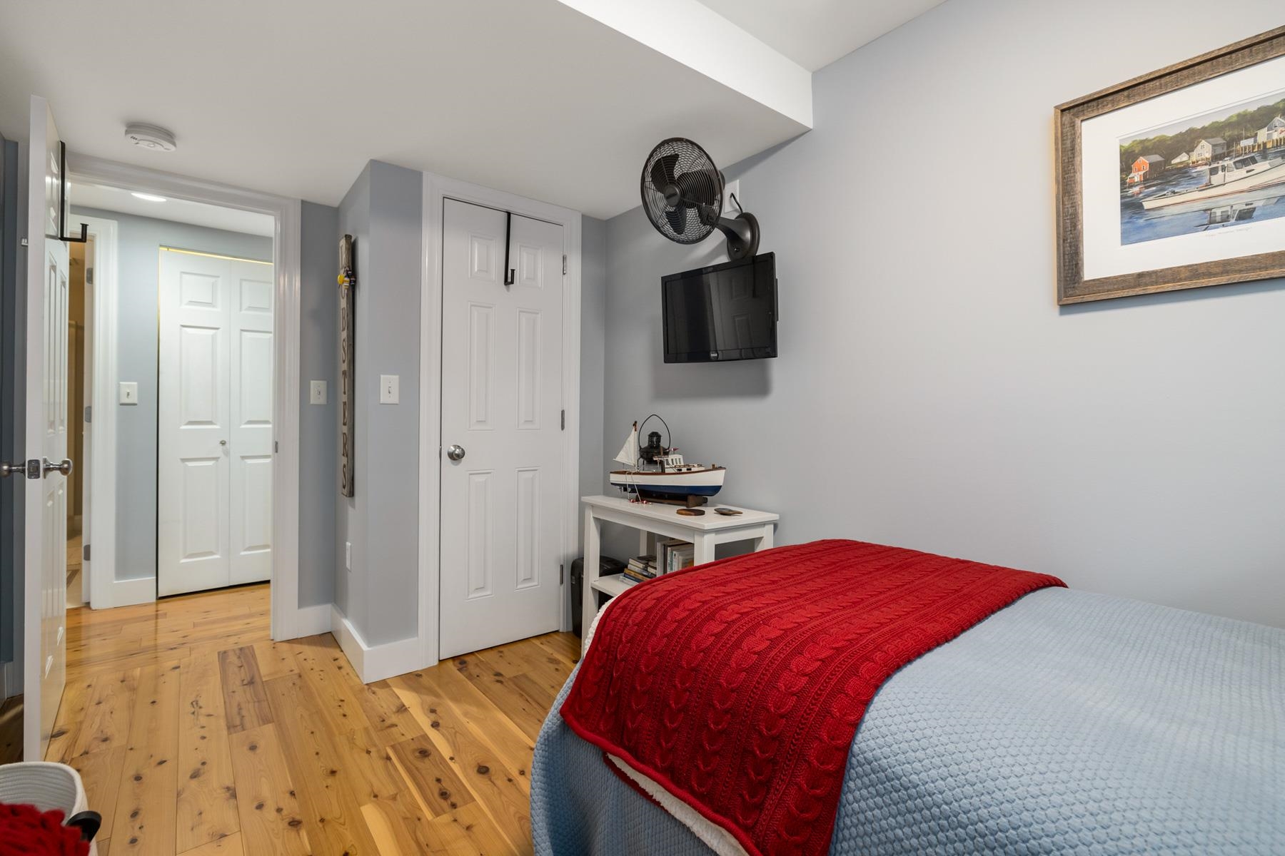 159 State Street Unit: 4B