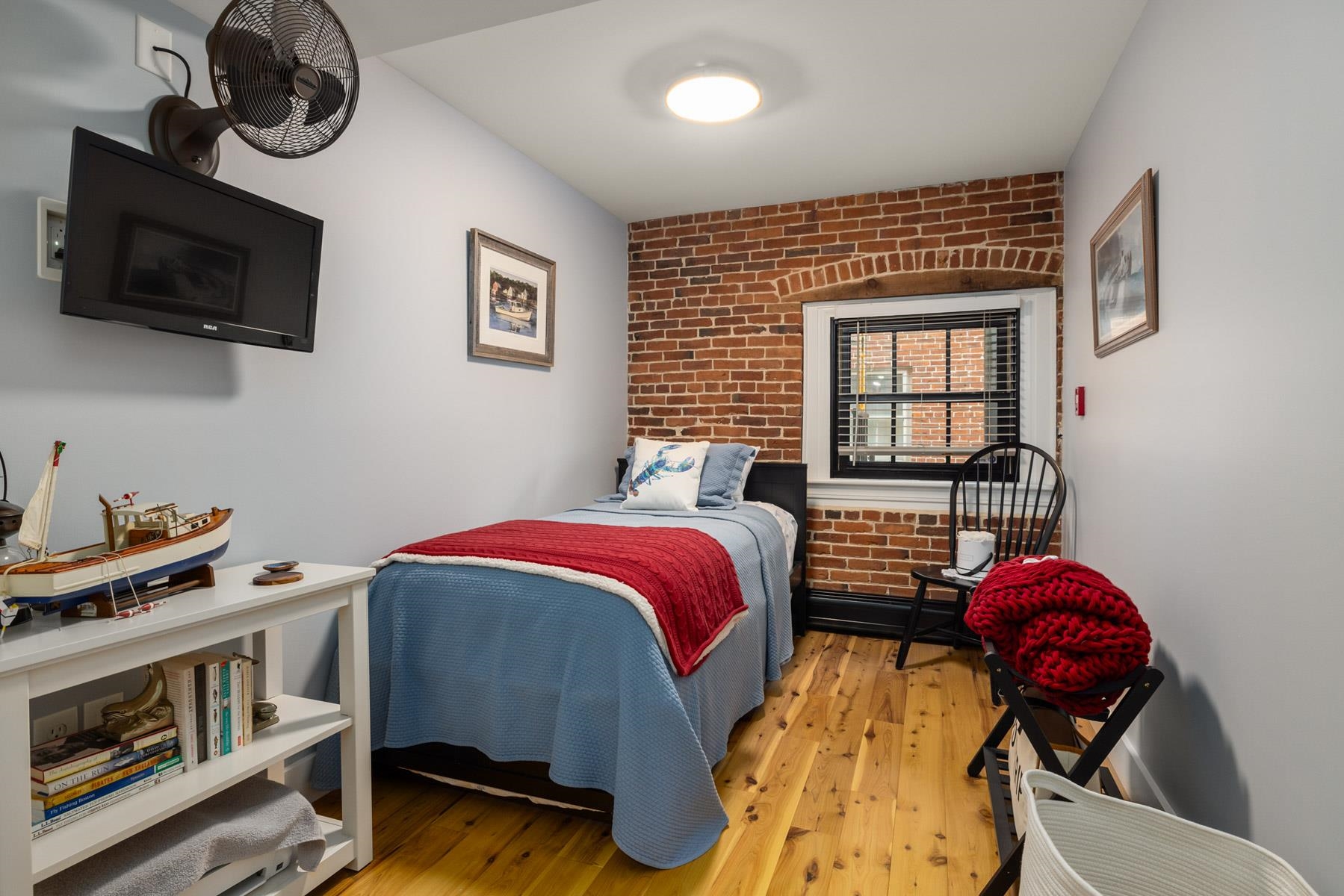 159 State Street Unit: 4B