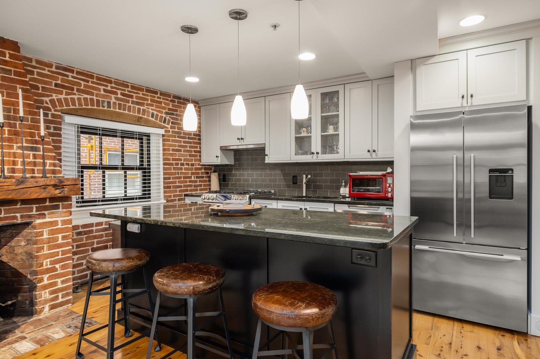 159 State Street Unit: 4B