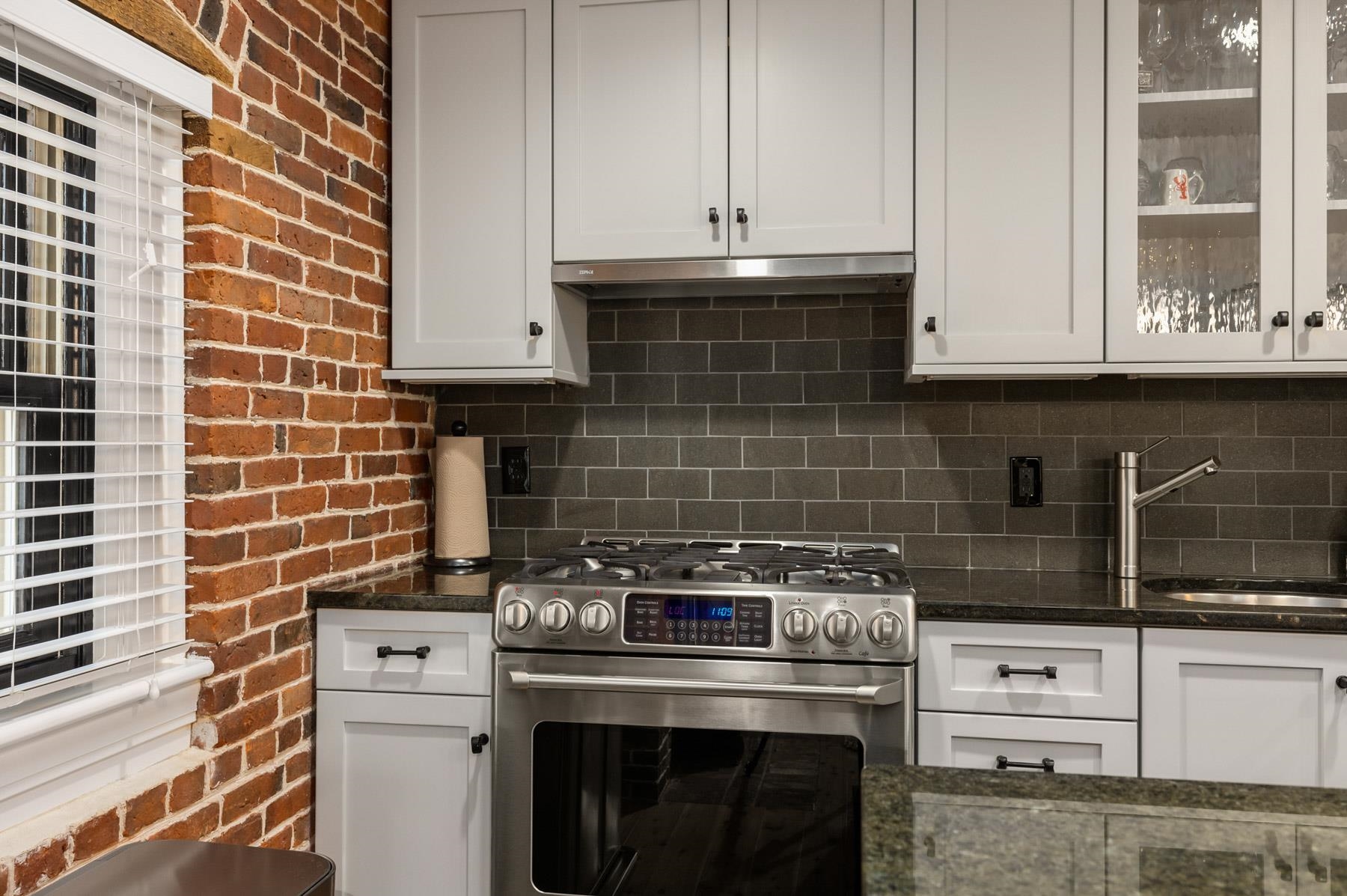 159 State Street Unit: 4B