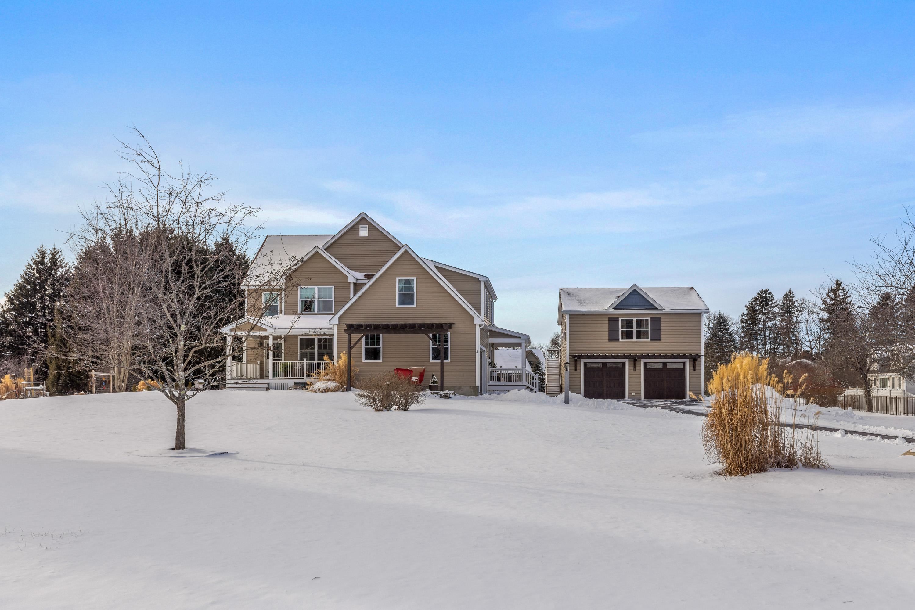 8 Orchard Hill Road