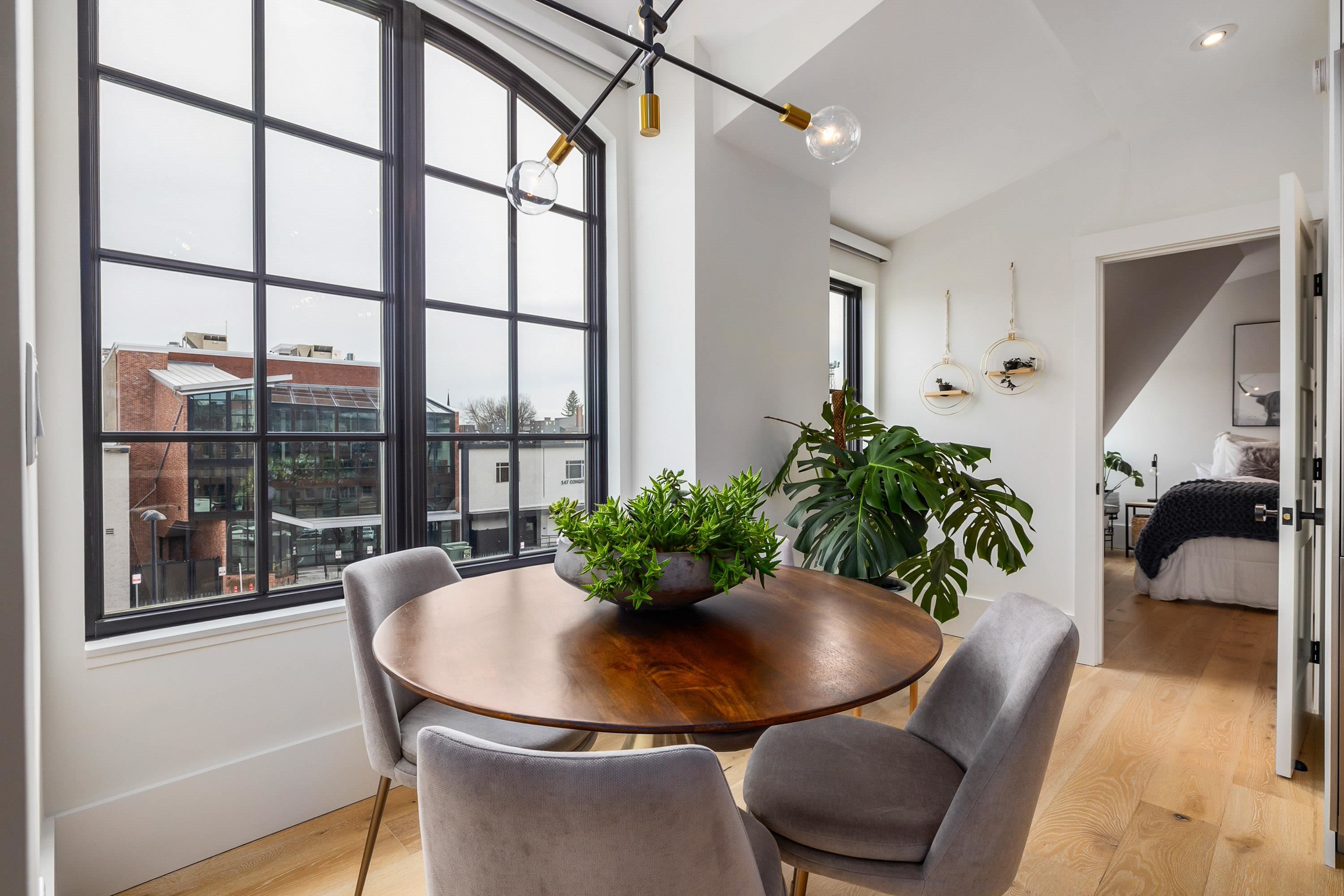 25 Maplewood Avenue Unit: 403