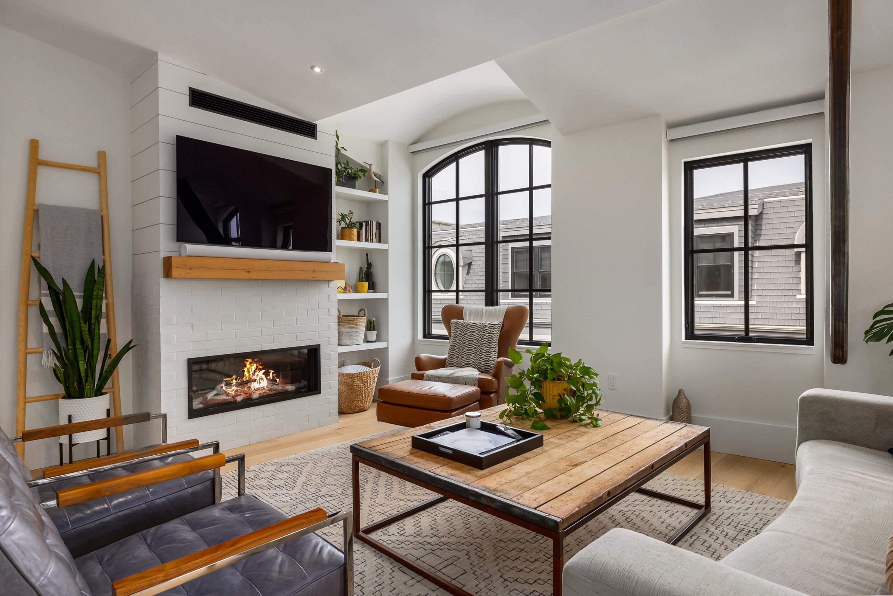 25 Maplewood Avenue Unit: 403