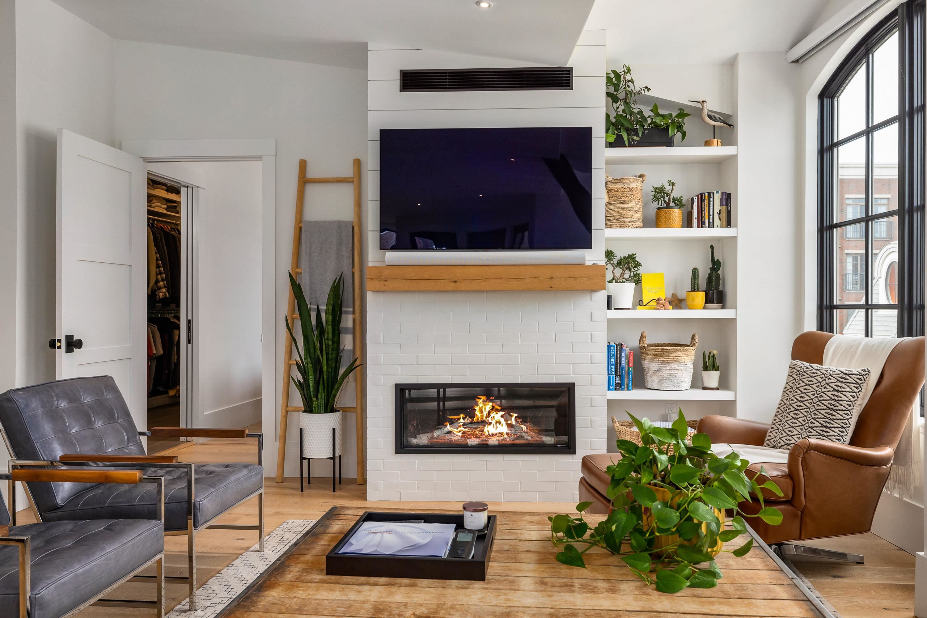 25 Maplewood Avenue Unit: 403