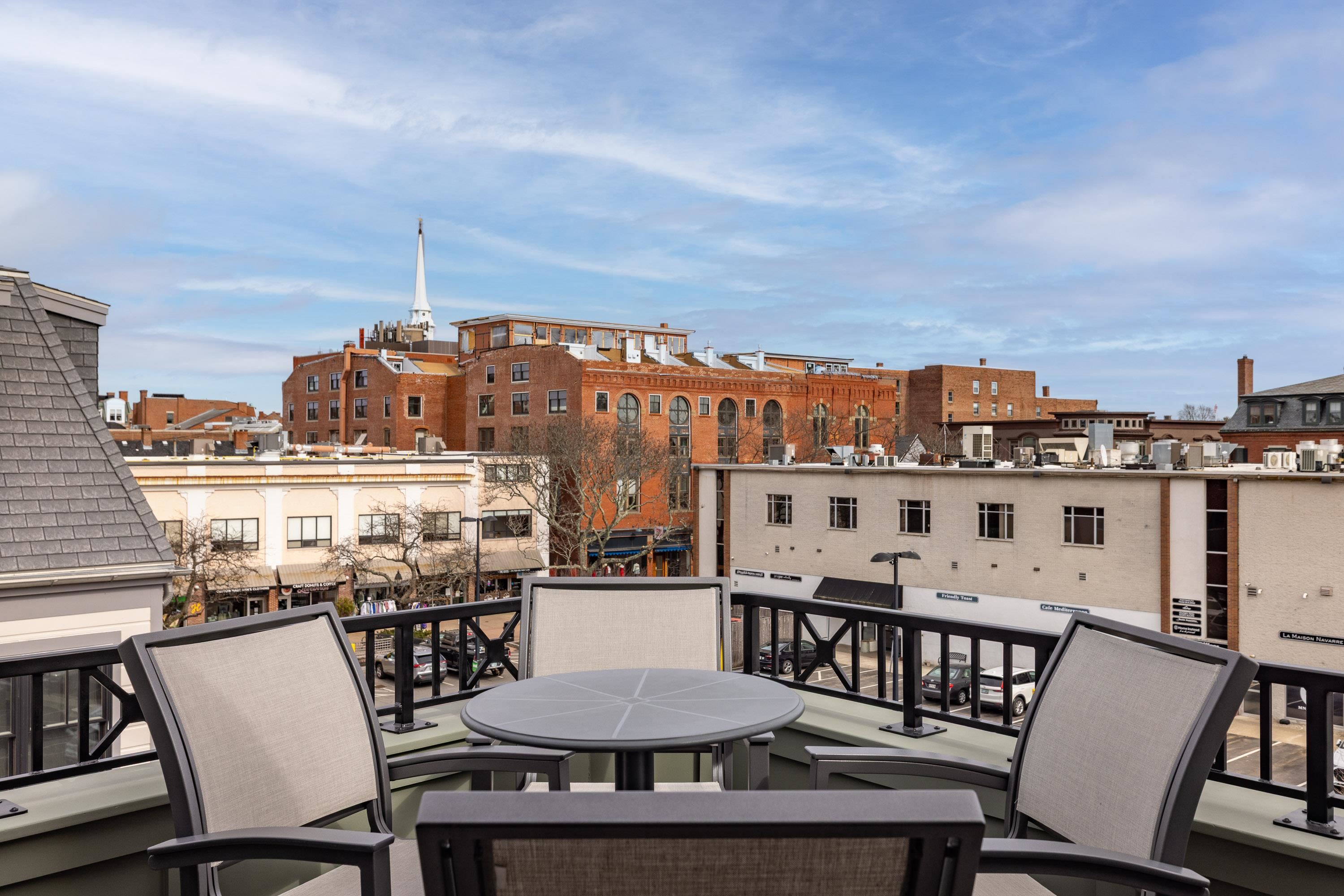 25 Maplewood Avenue Unit: 403