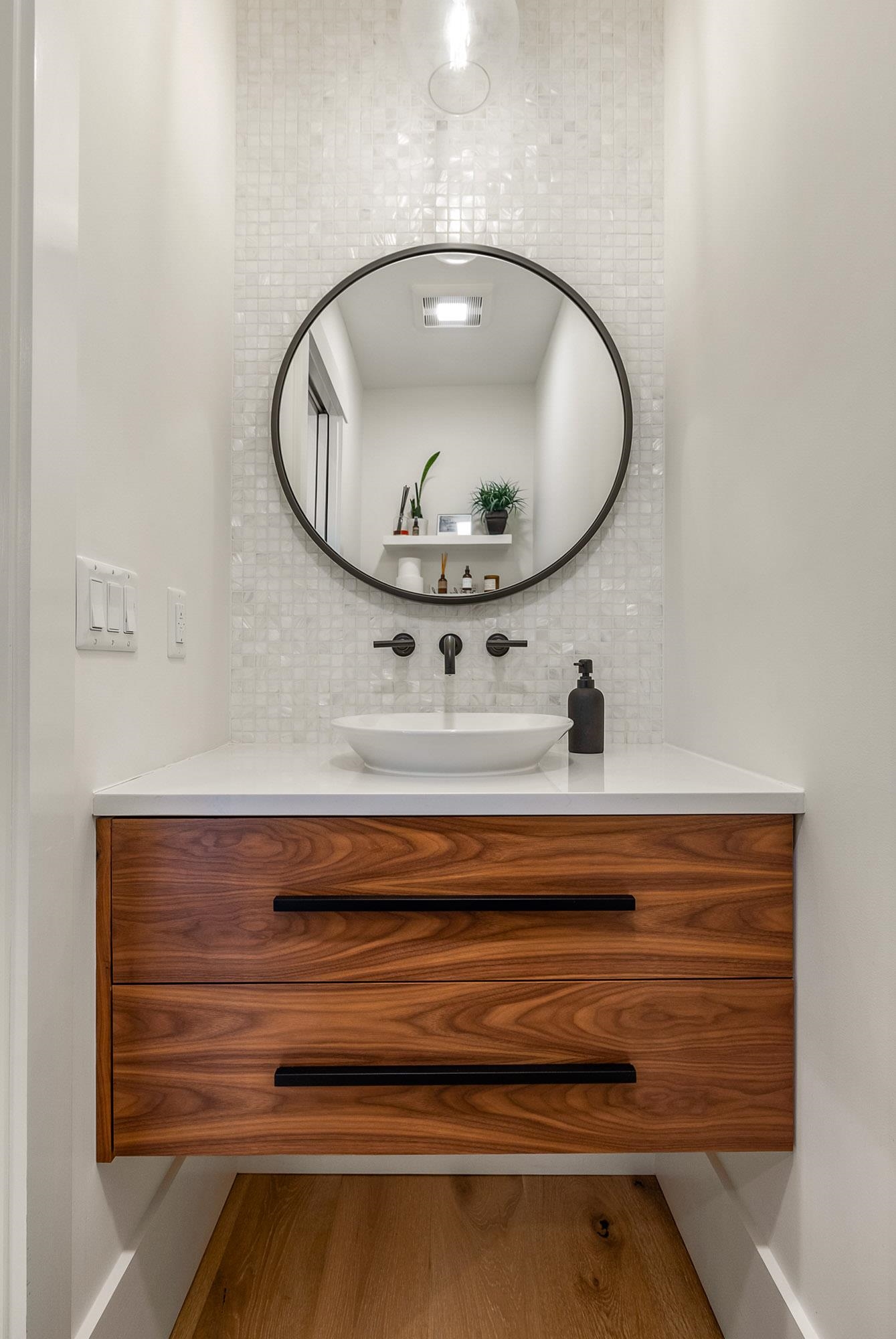 25 Maplewood Avenue Unit: 403