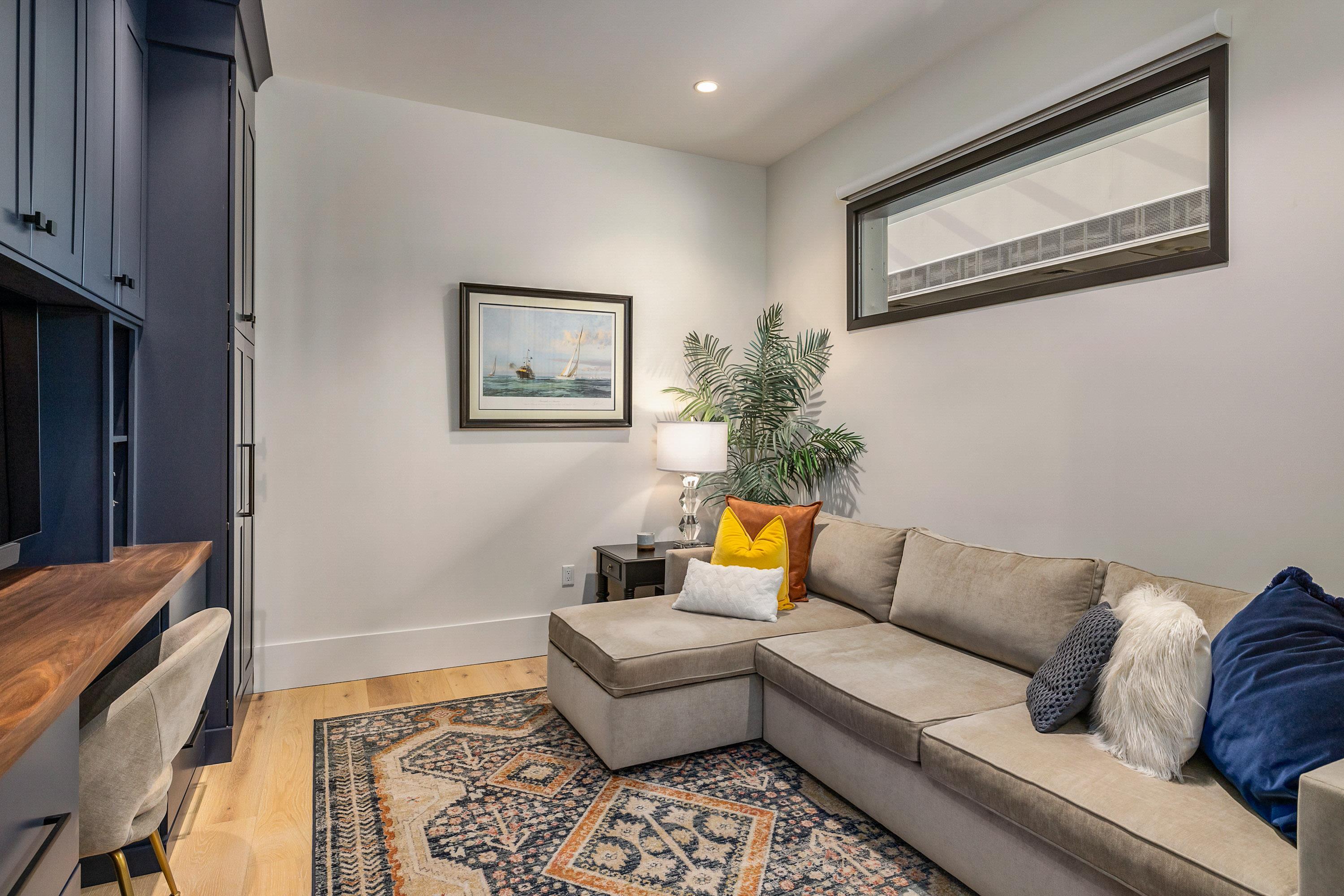 25 Maplewood Avenue Unit: 403