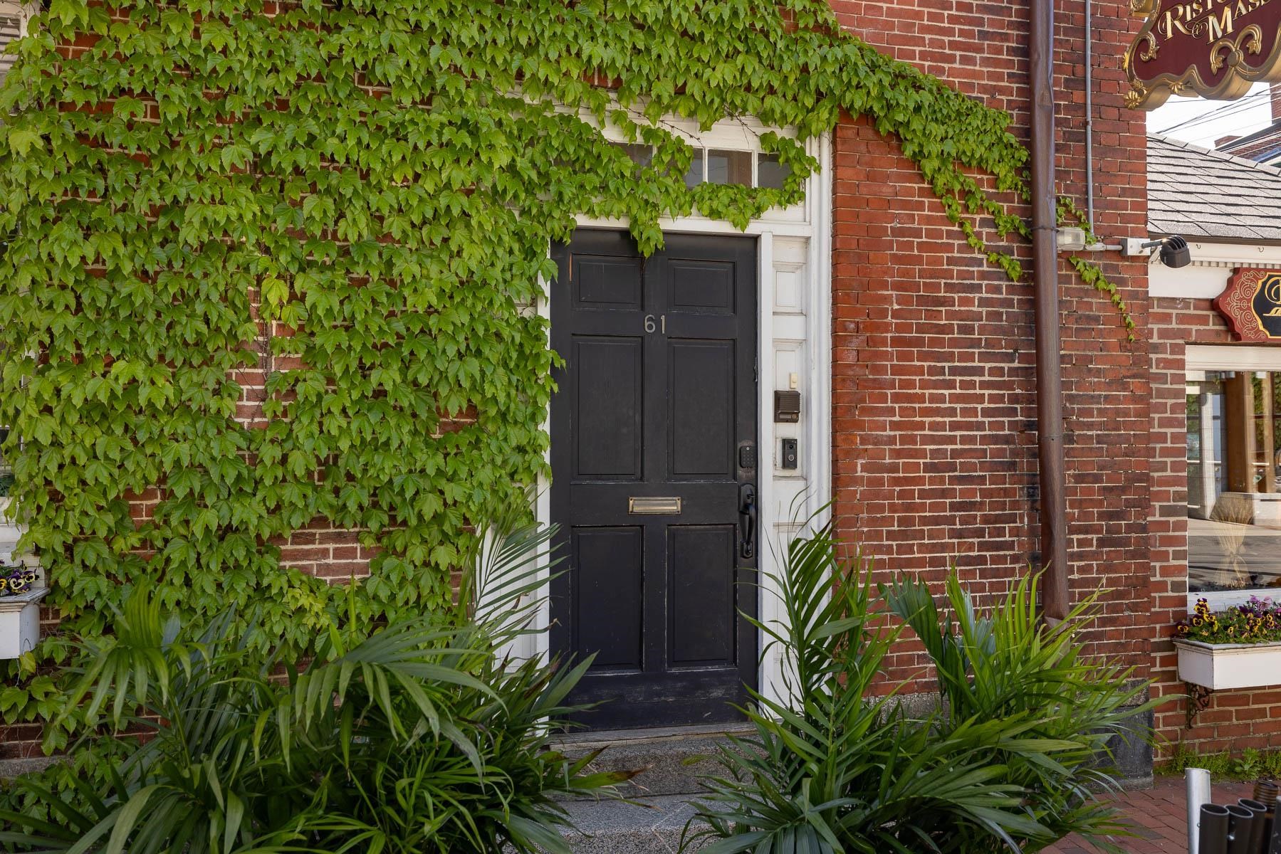 73 Daniel Street Unit: 4