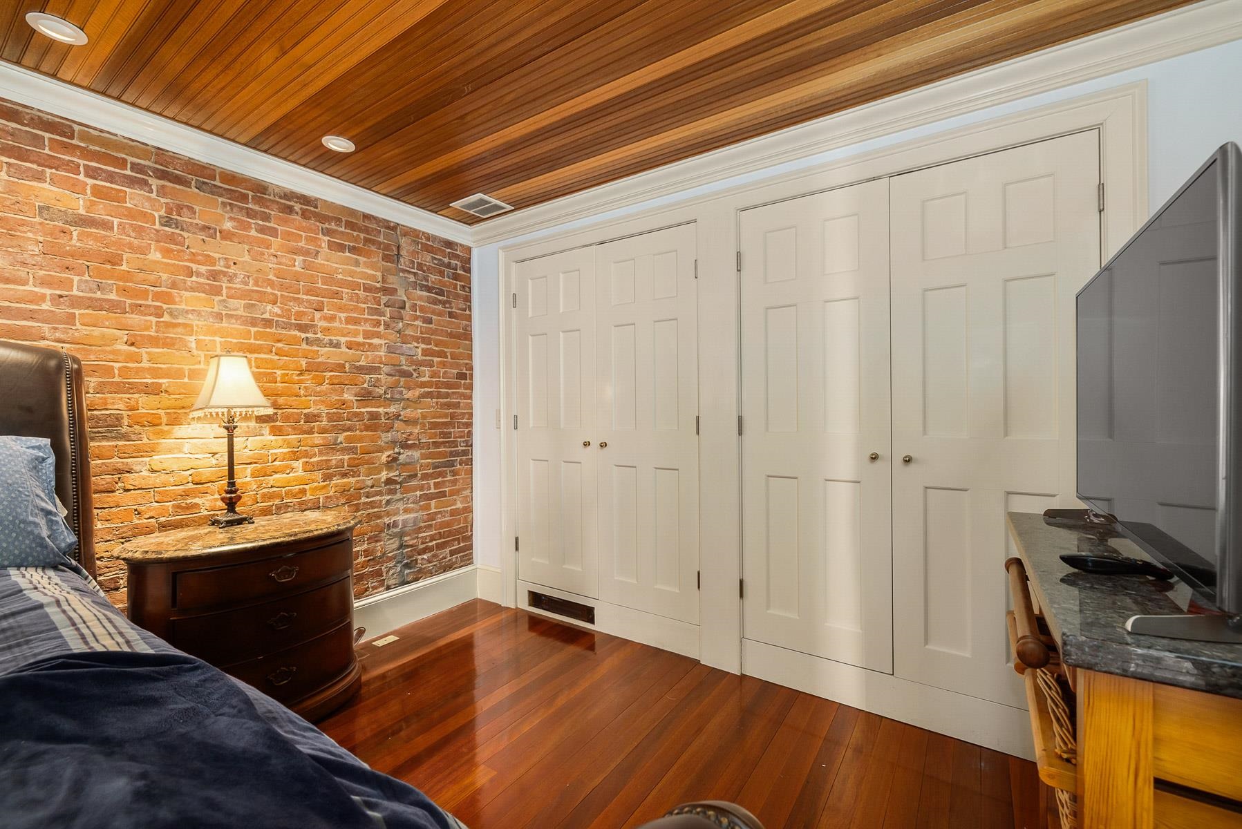 73 Daniel Street Unit: 4