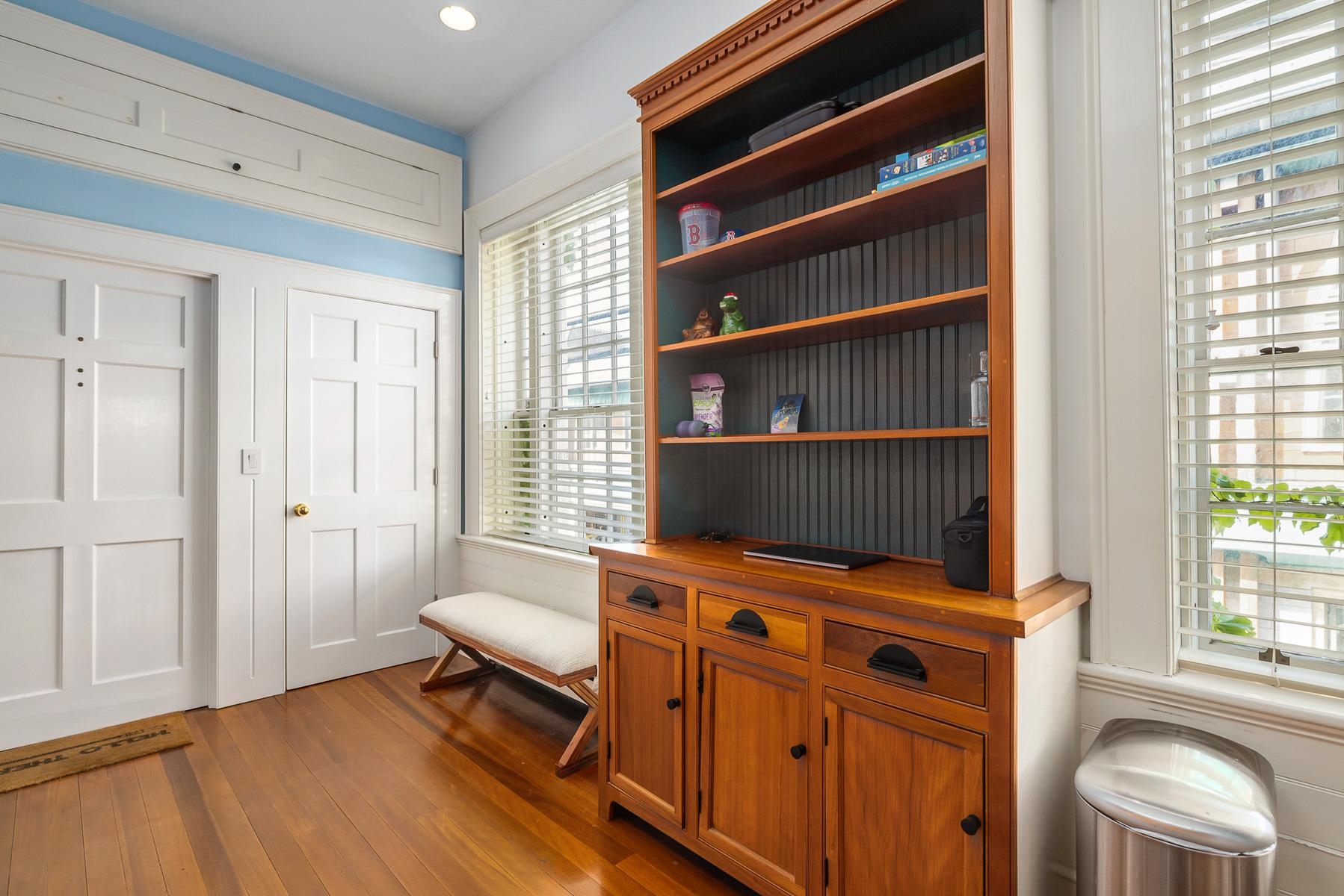 73 Daniel Street Unit: 4