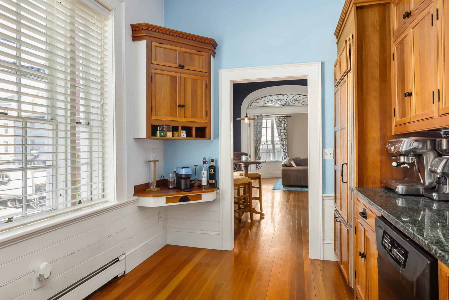 73 Daniel Street Unit: 4