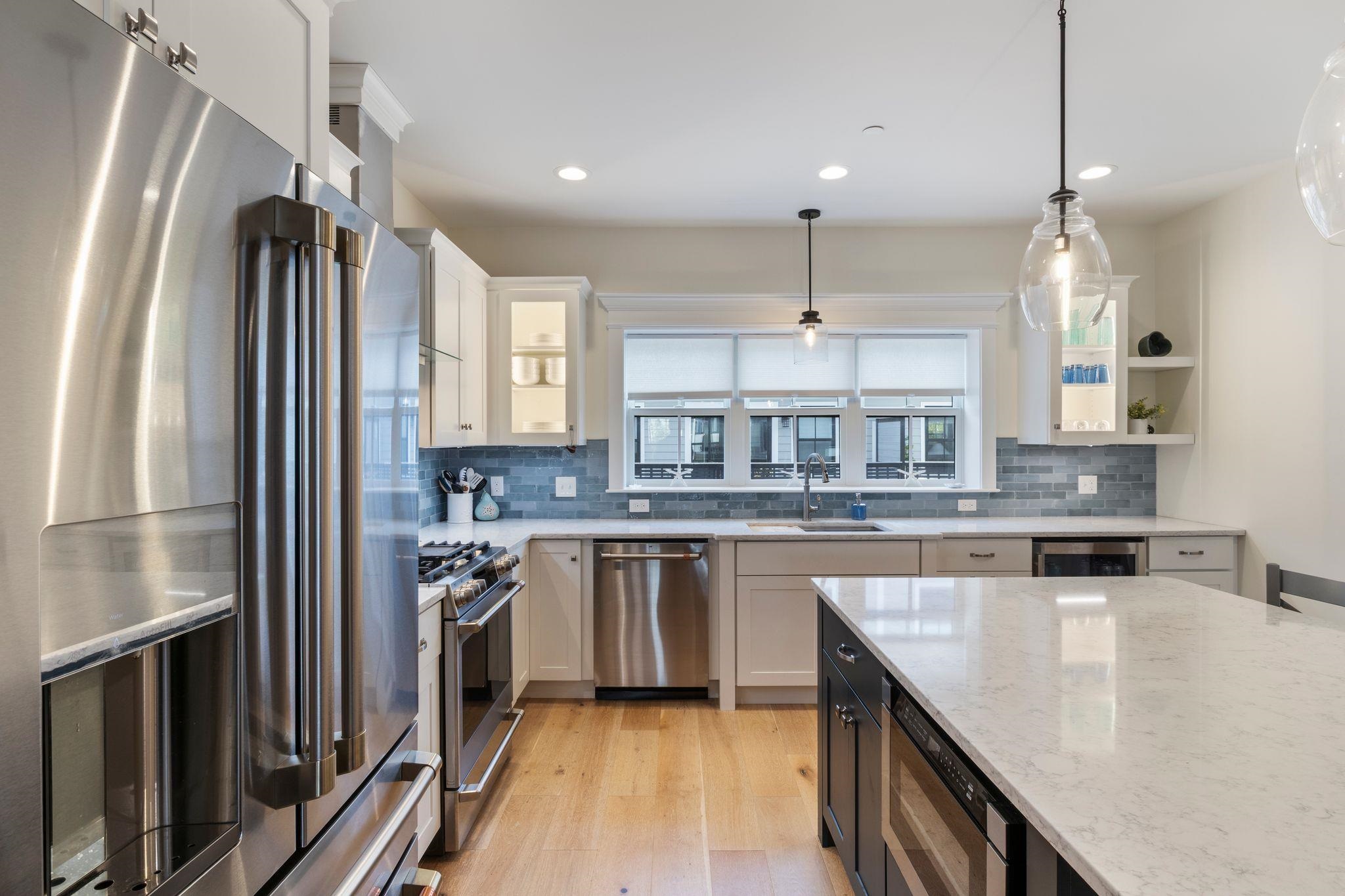 50 Cate Street Unit: 12