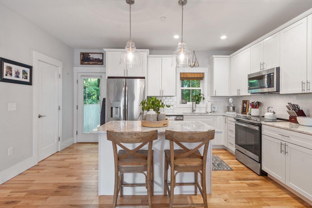 88 Silver Street Unit: 3