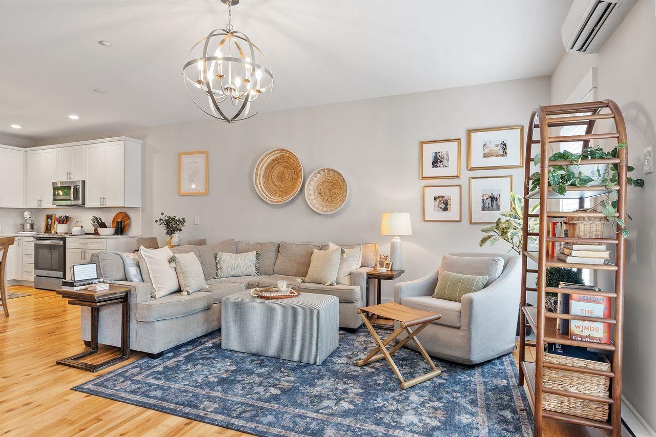 88 Silver Street Unit: 3