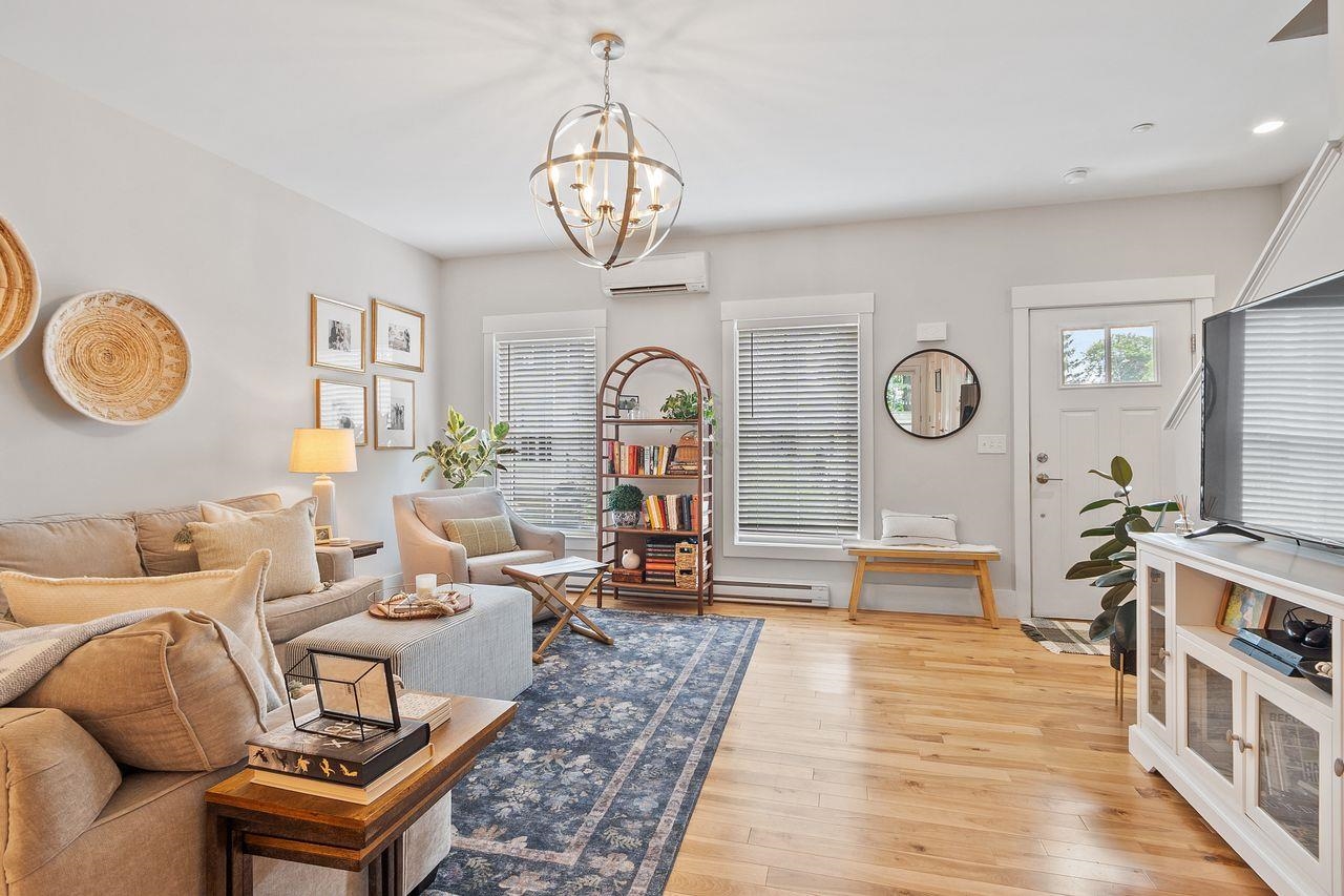 88 Silver Street Unit: 3