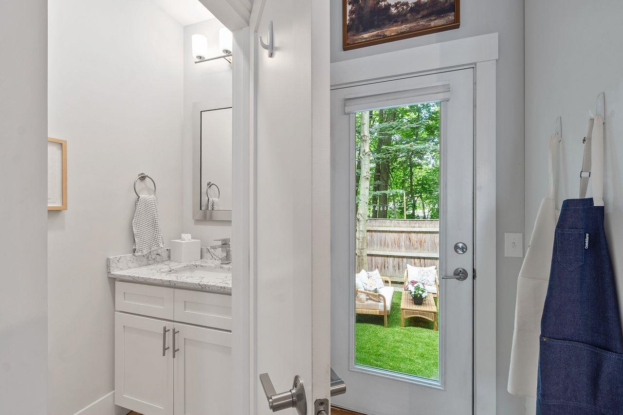 88 Silver Street Unit: 3