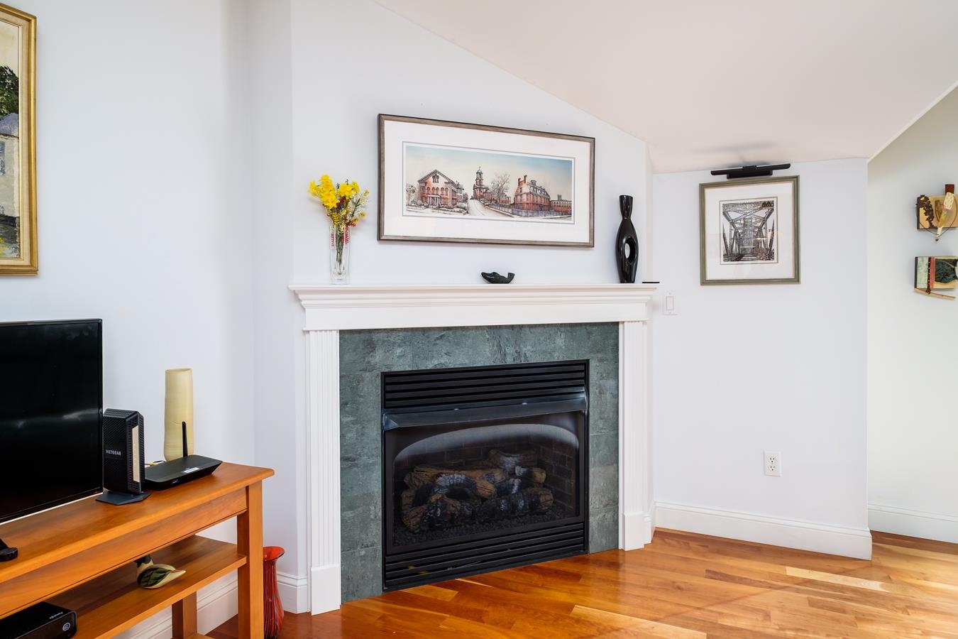 100 Shepards Cove Road Unit: G-305