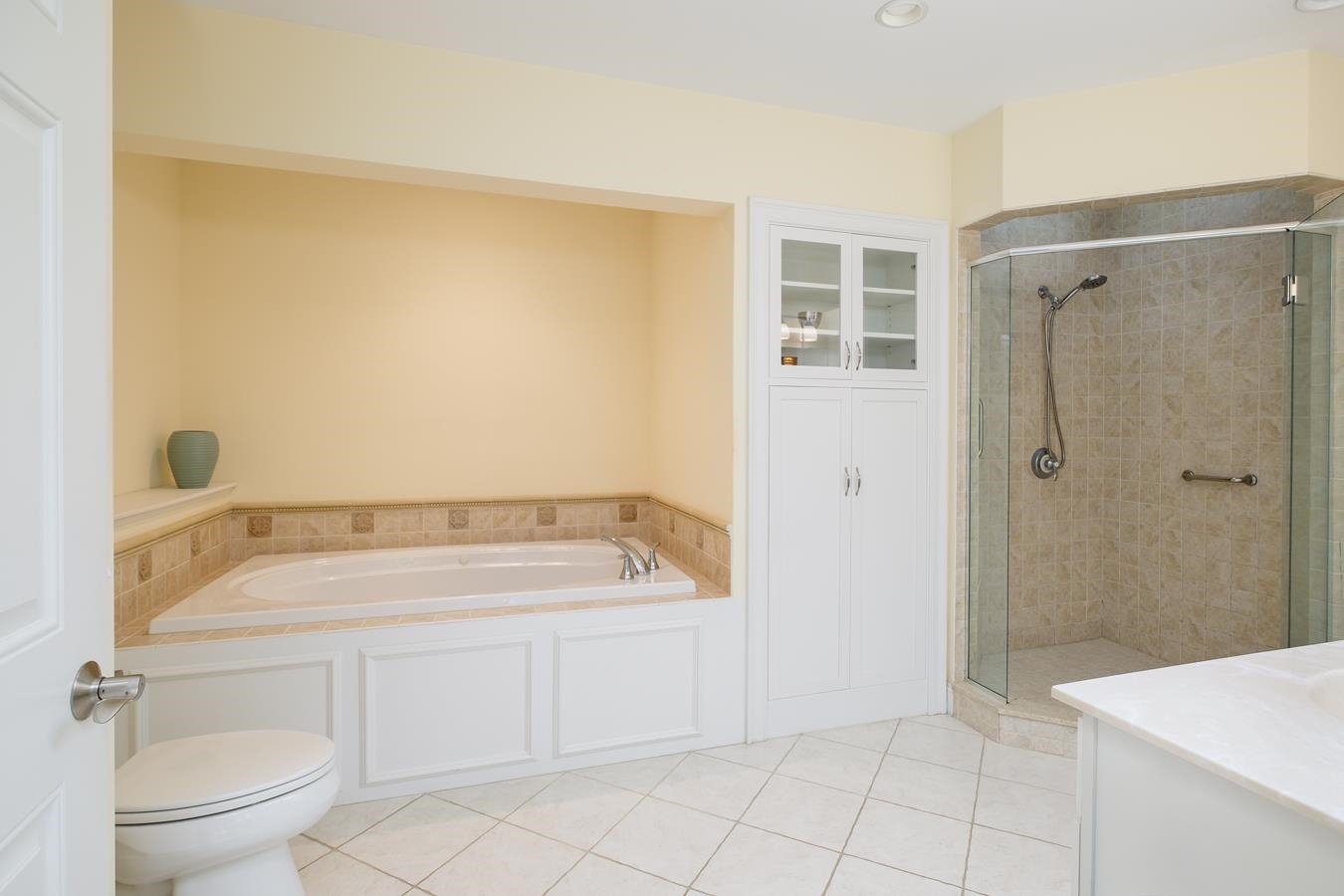 100 Shepards Cove Road Unit: G-305