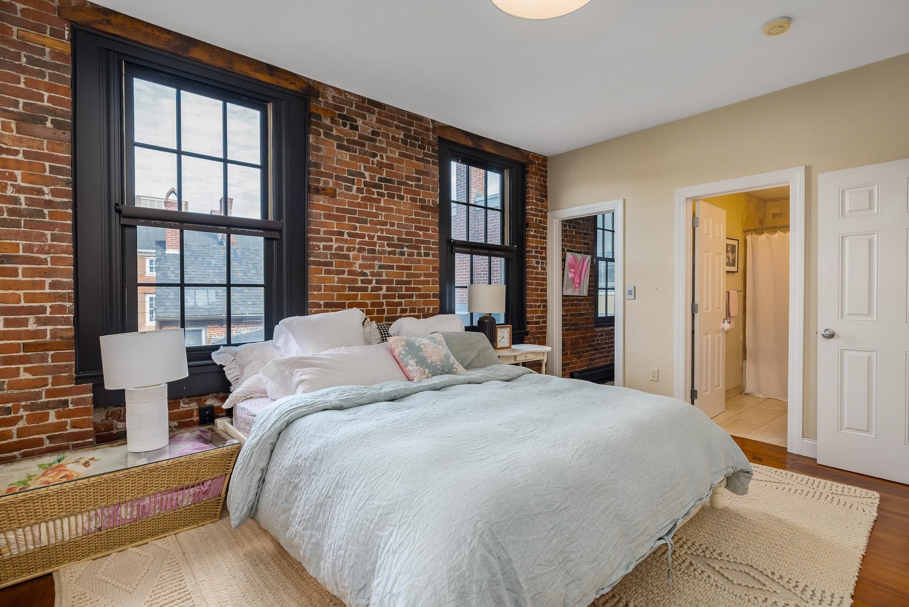 159 State Street Unit: 3B