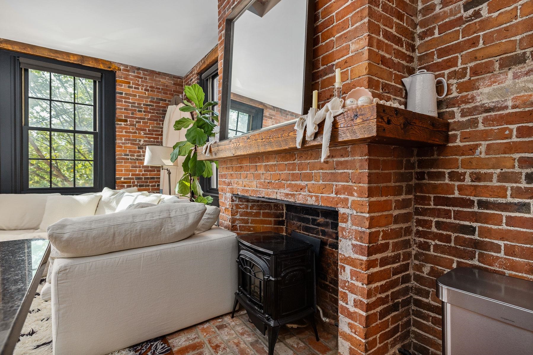 159 State Street Unit: 3B