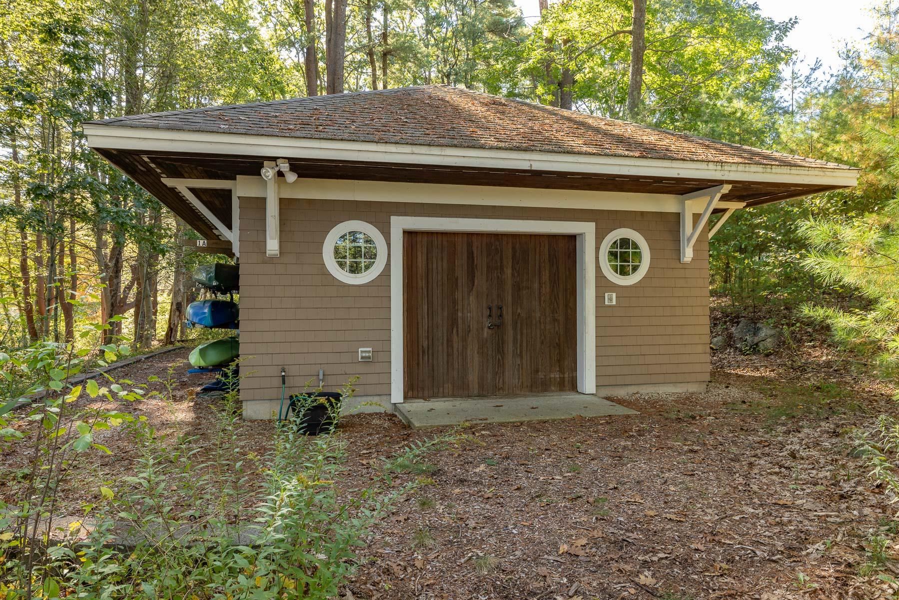 100 Shepards Cove Road Unit: F204