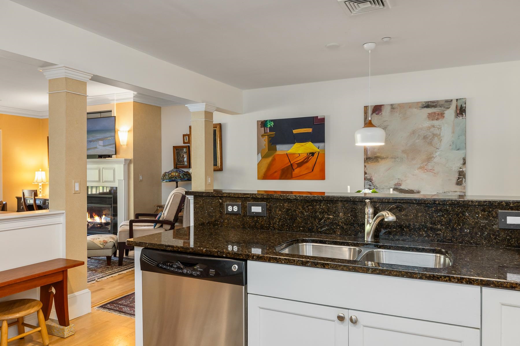 100 Shepards Cove Road Unit: F204